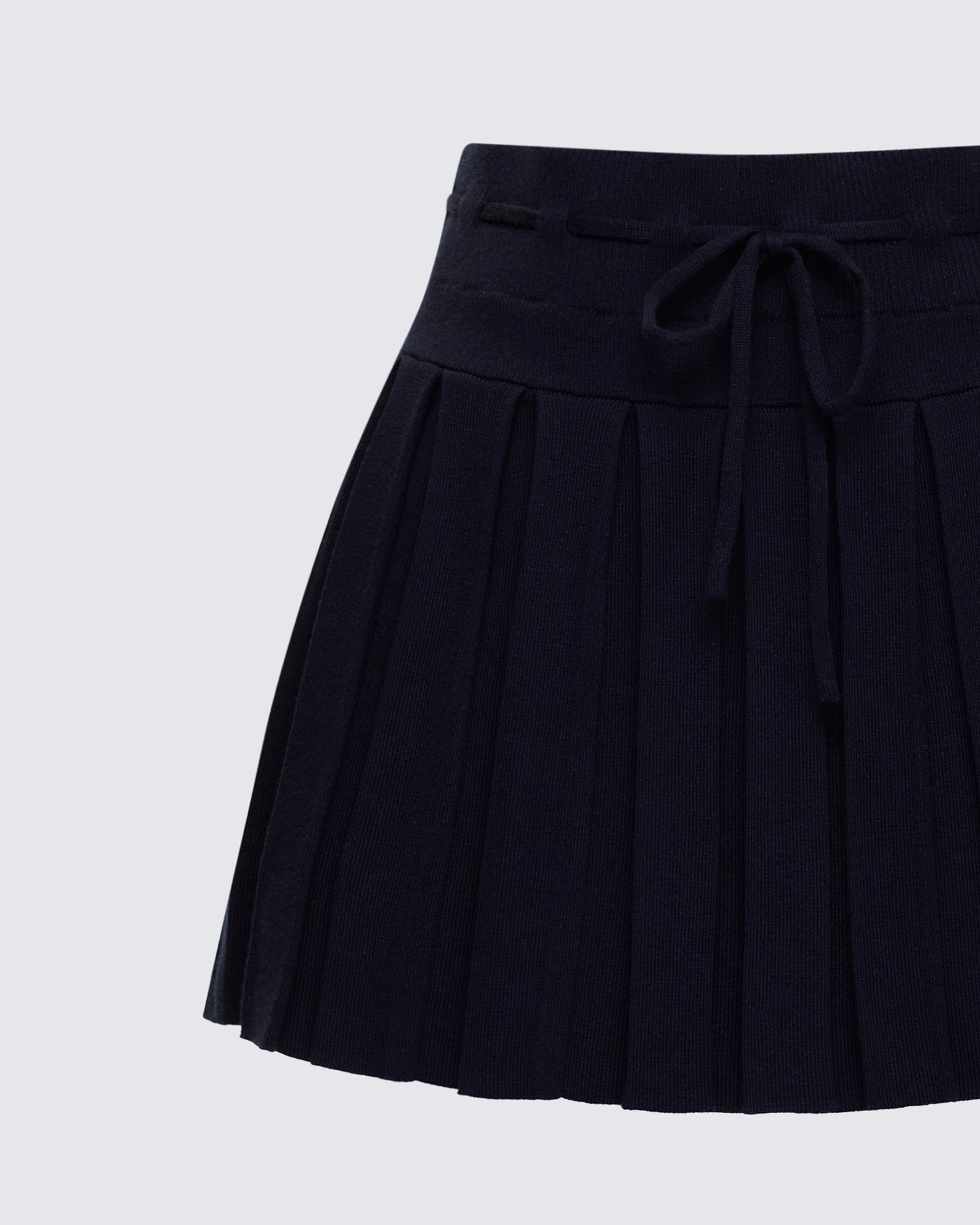 Lucien Black Ribbon Path Knitted Pleated Skirt