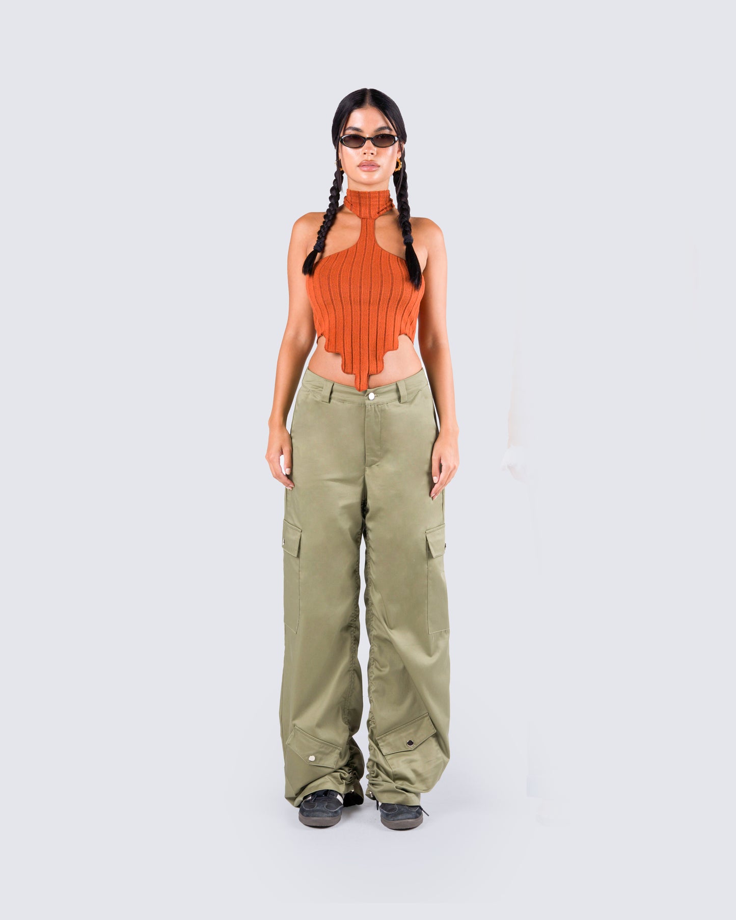 Ivica Intriguing Set model front