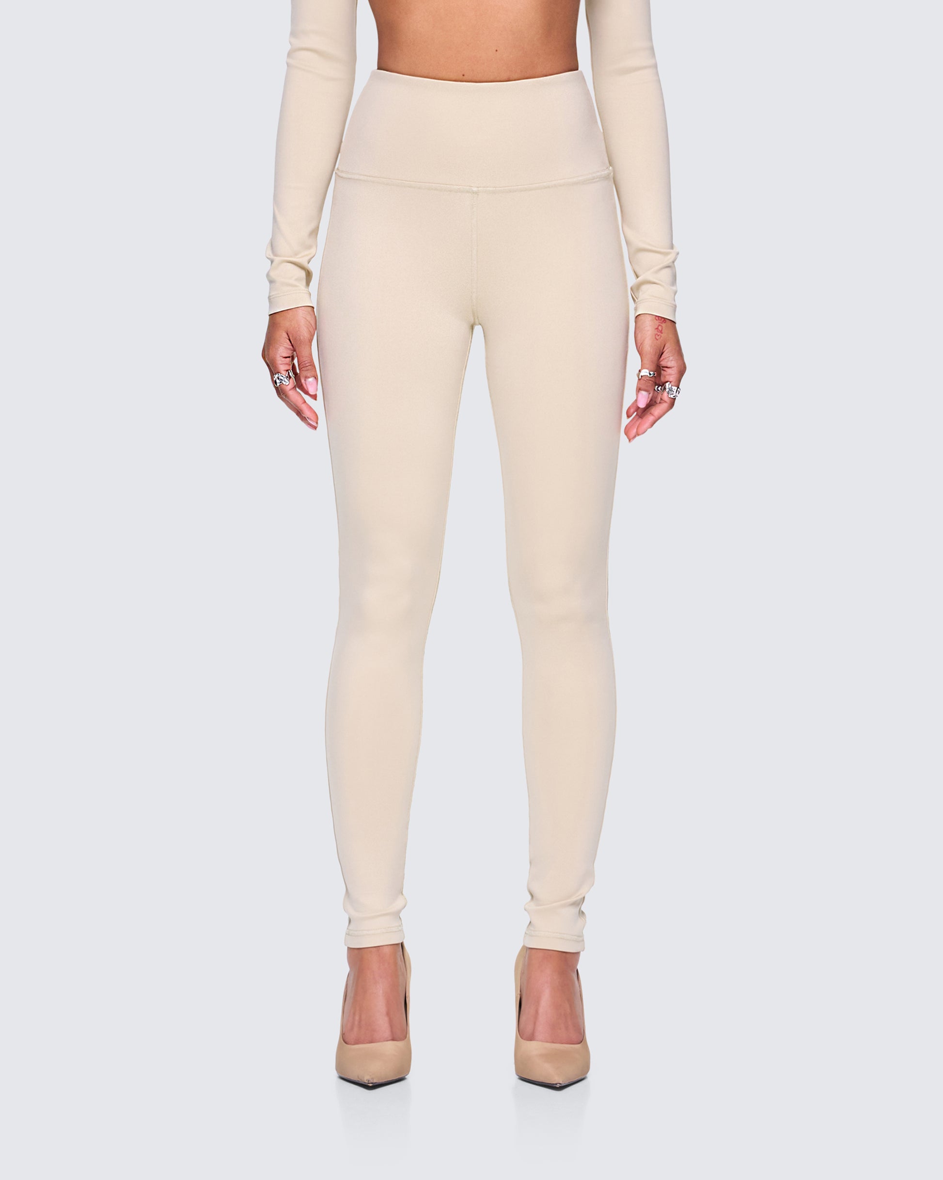 Jyn Khaki Jersey Leggings model front