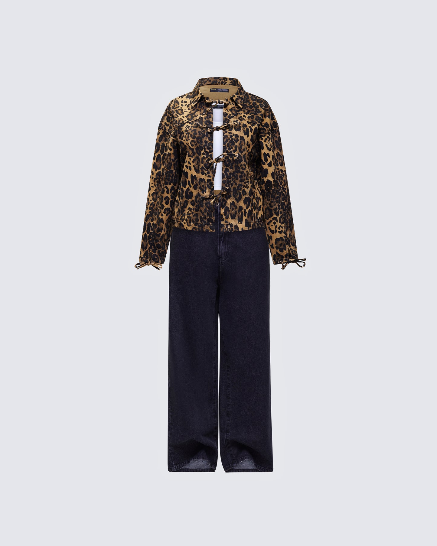 Lucretia Leopard Set product front