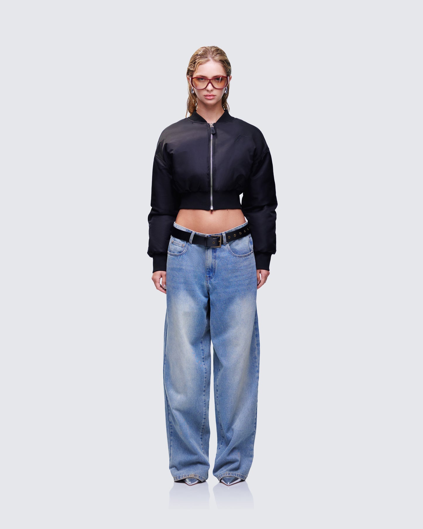 Khione Slouch Set model front