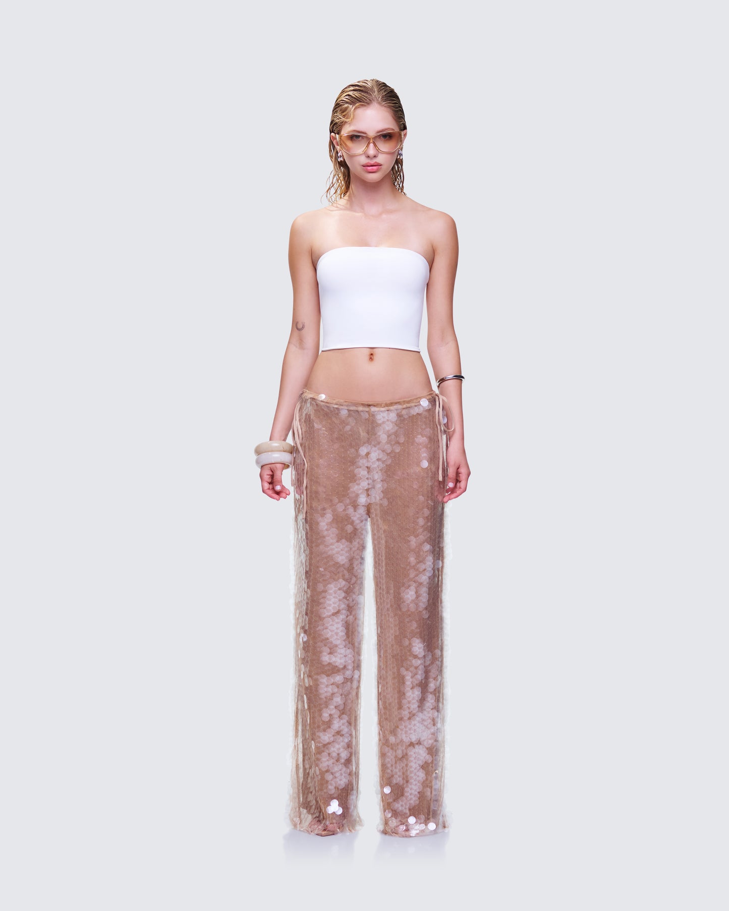 Reese Sequin Set model front