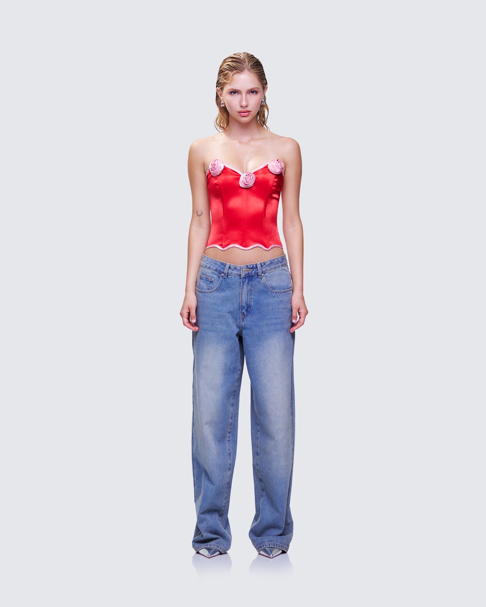 Villie Corset Set model front