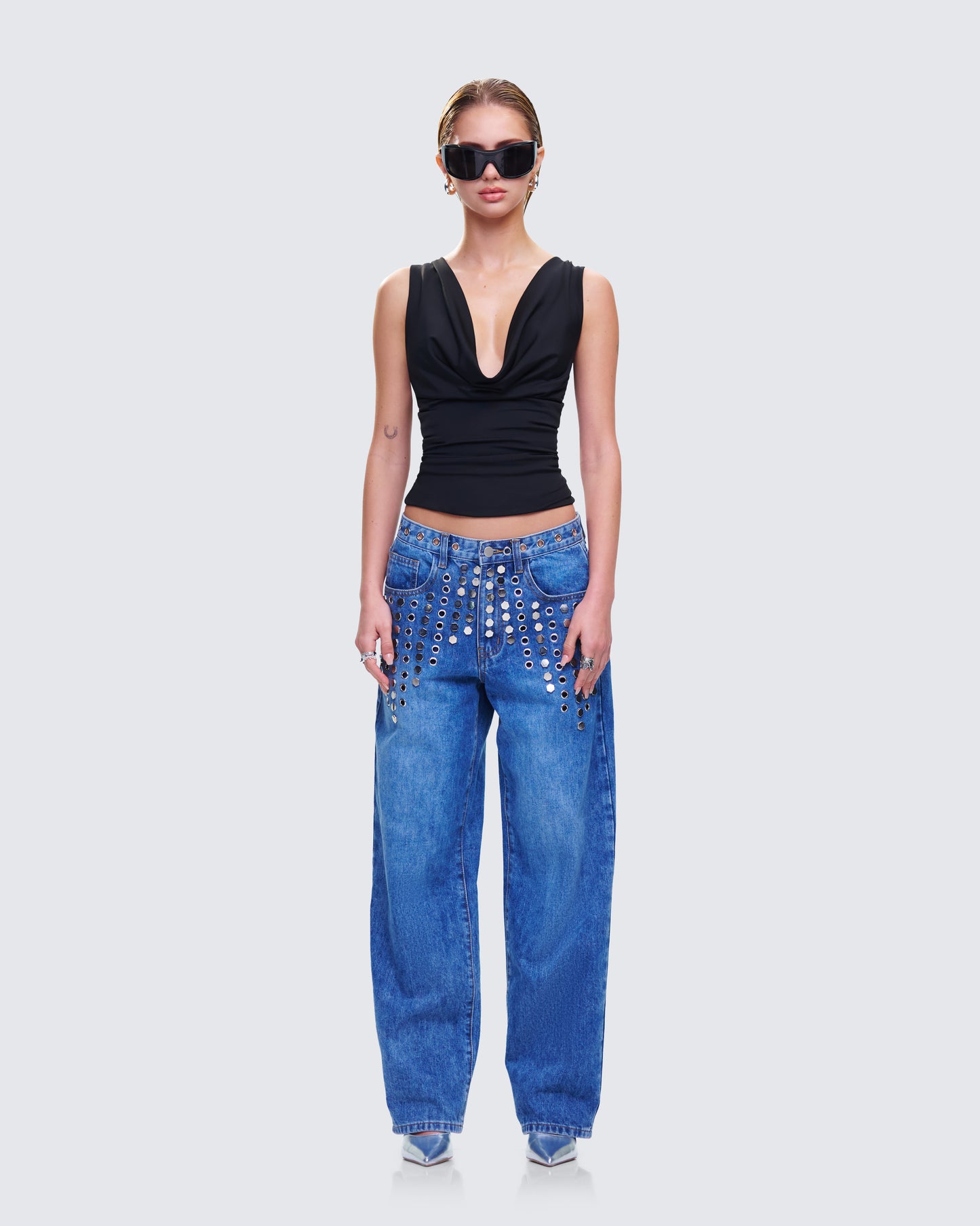 Mavi Denim Set model front