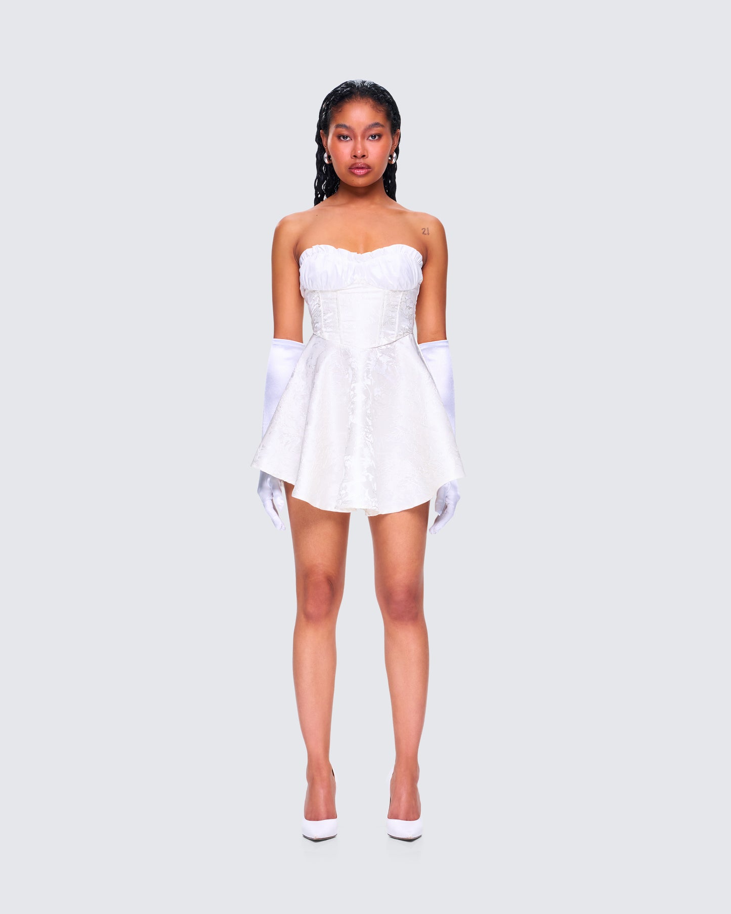 Connie White Satin Gloves model front