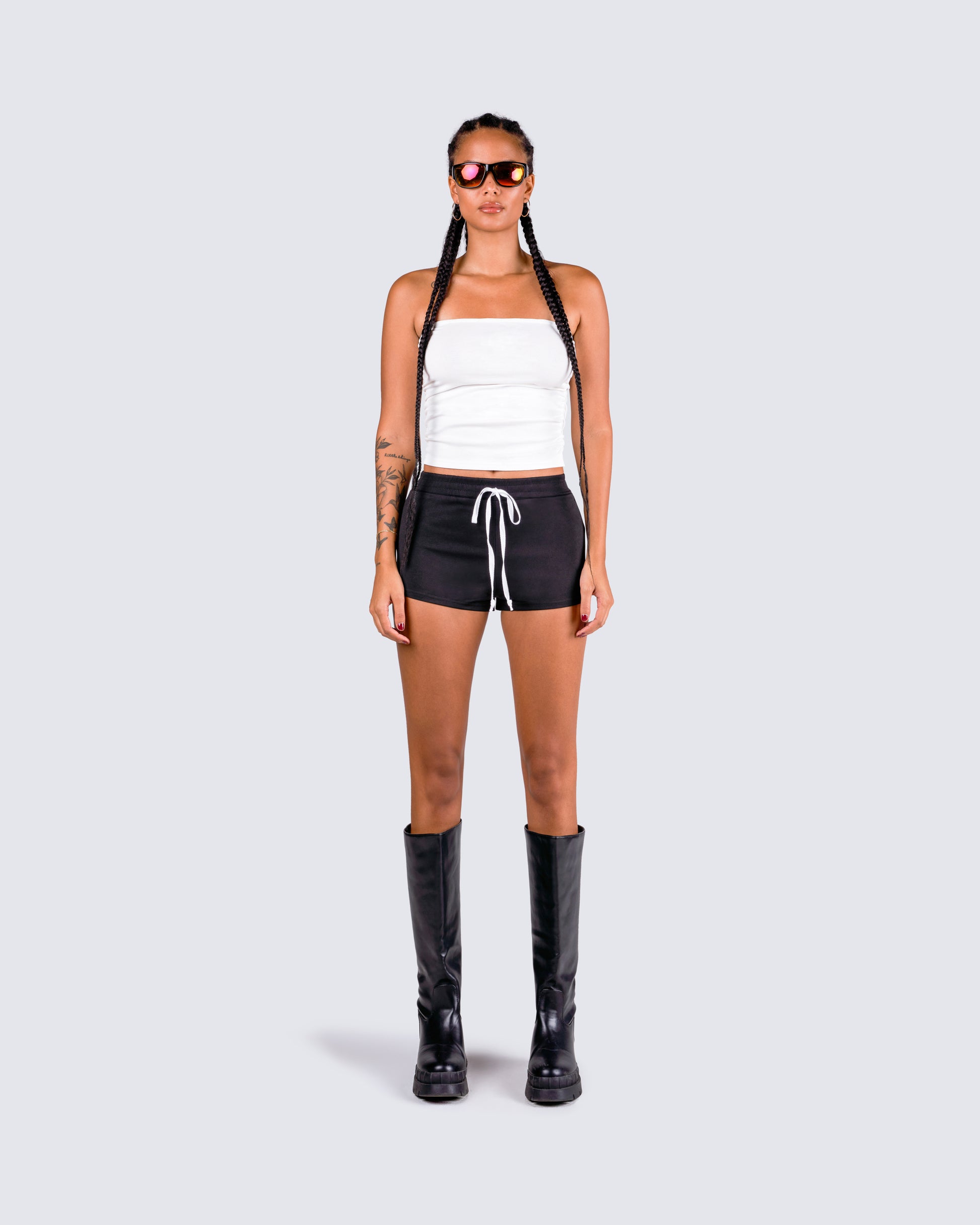 Aaliyah Back Talk Set model front