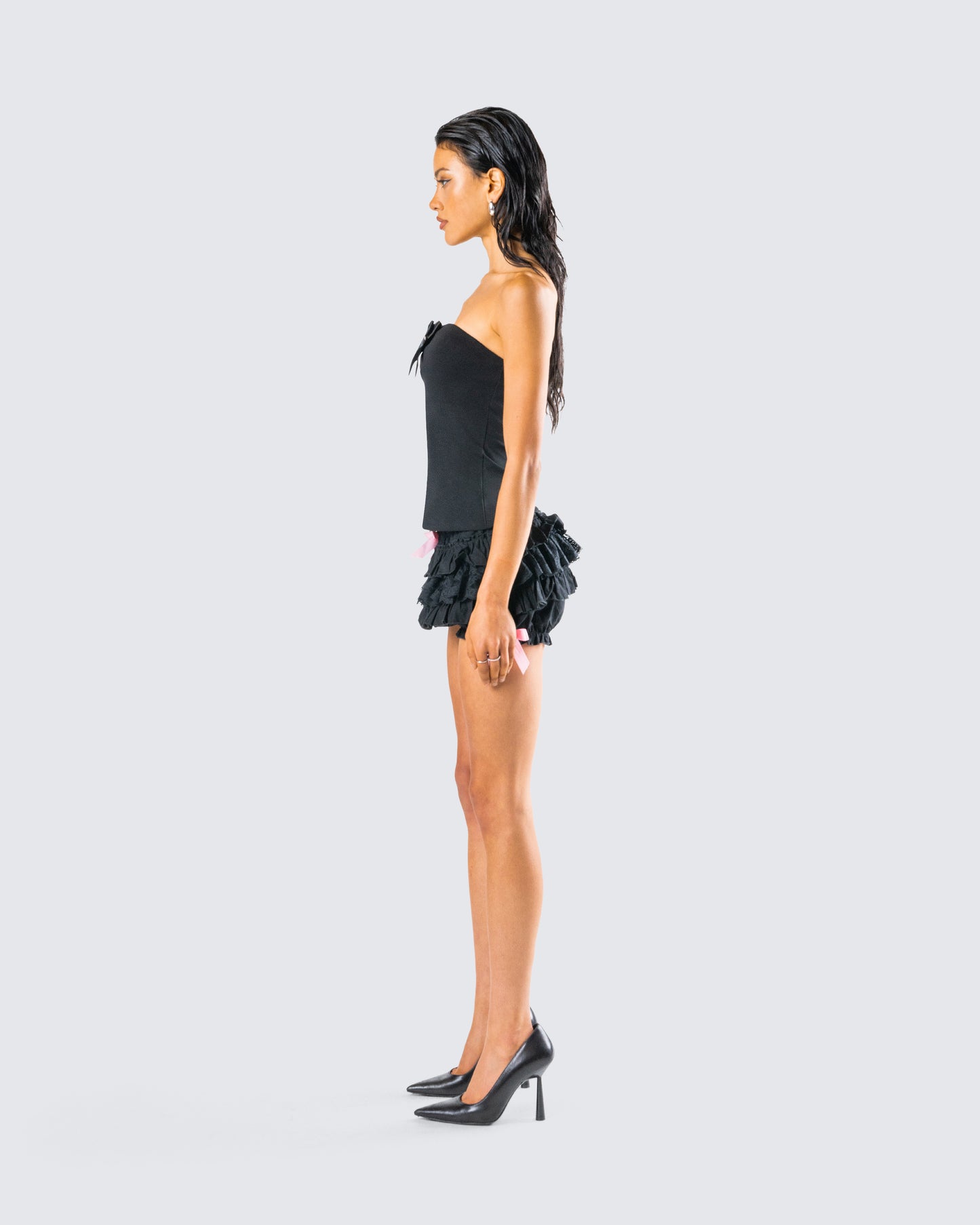 Aloa Noir Ruffle Set