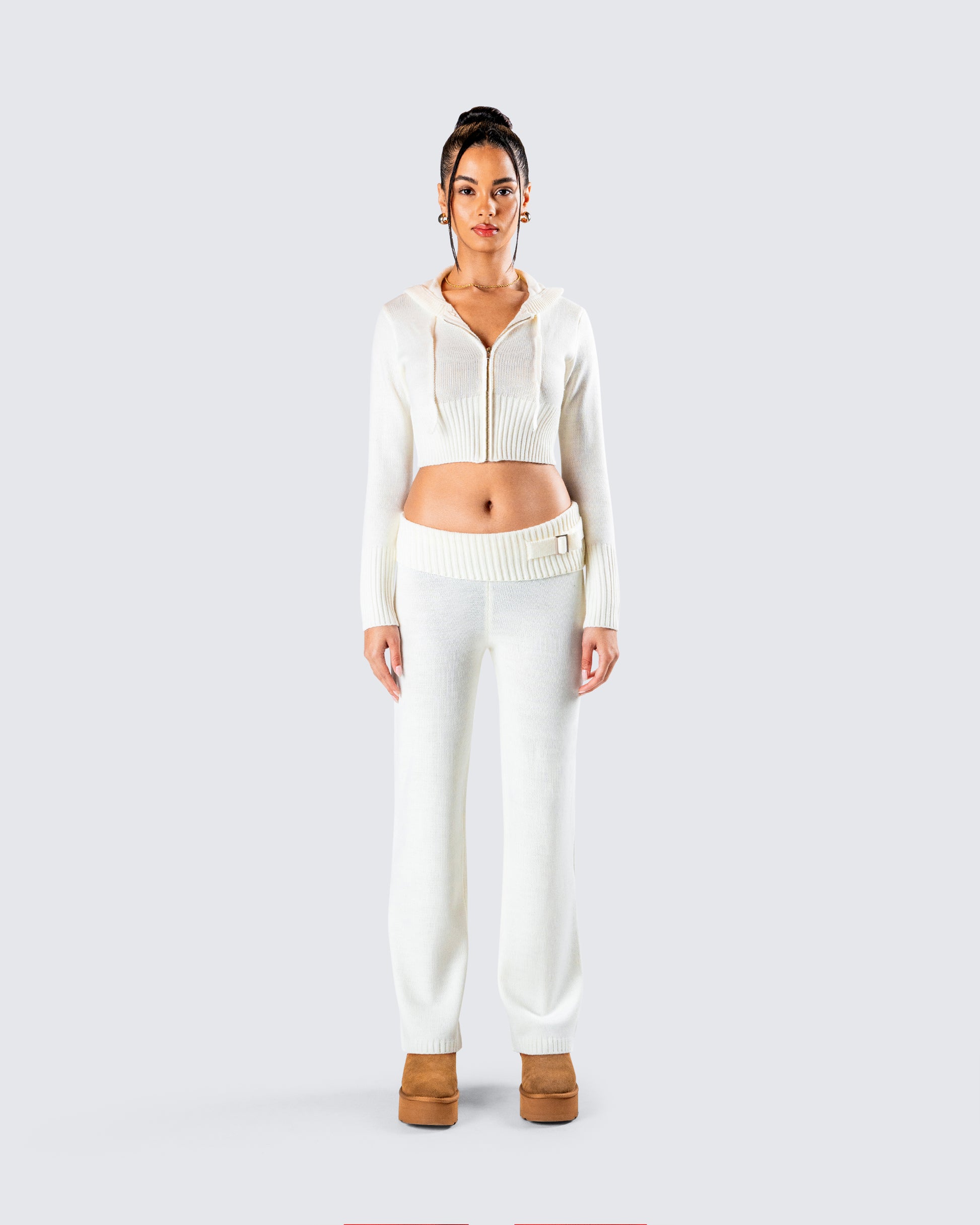 Alyssa White Knit Set model front