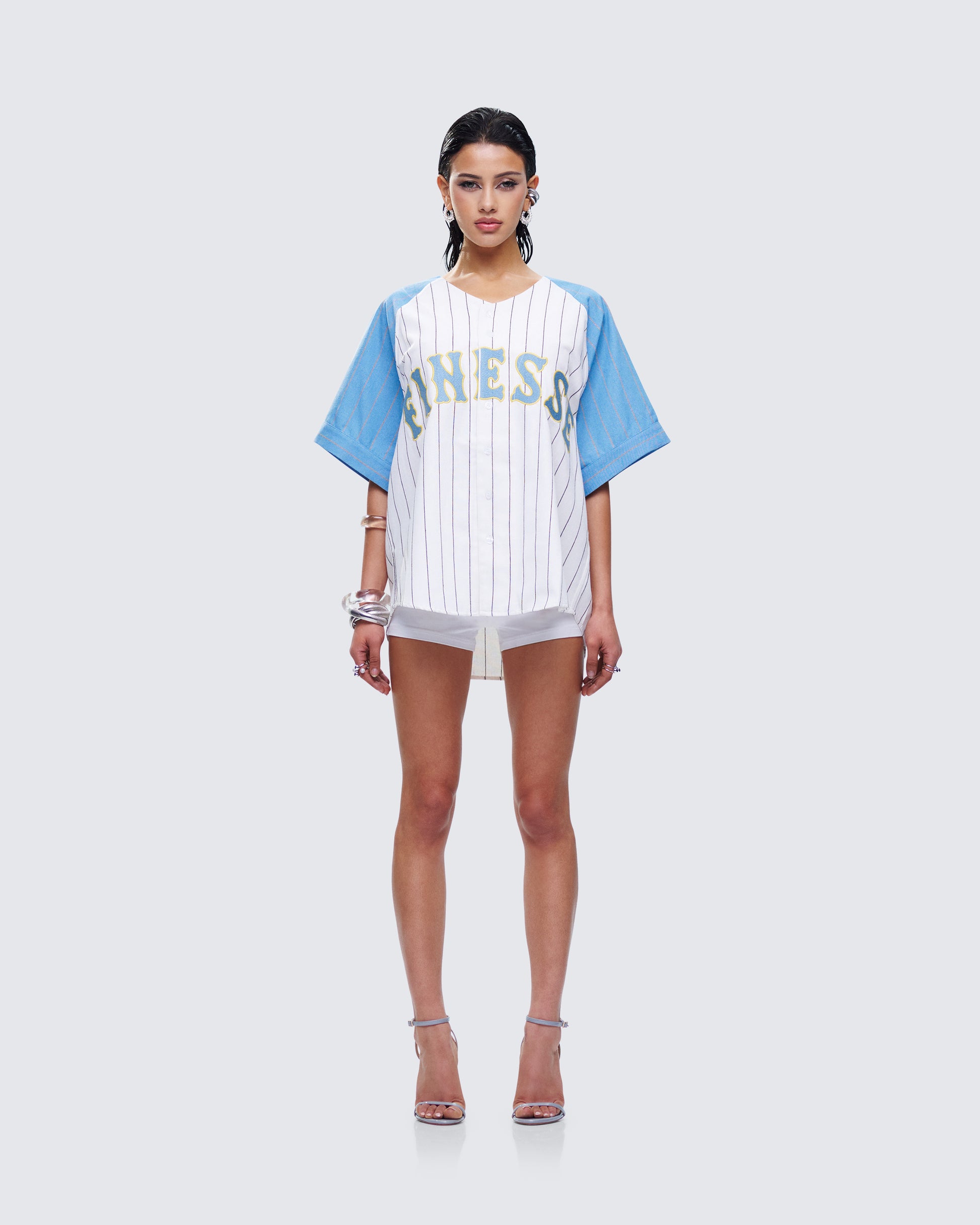 Bella Jersey Set model front