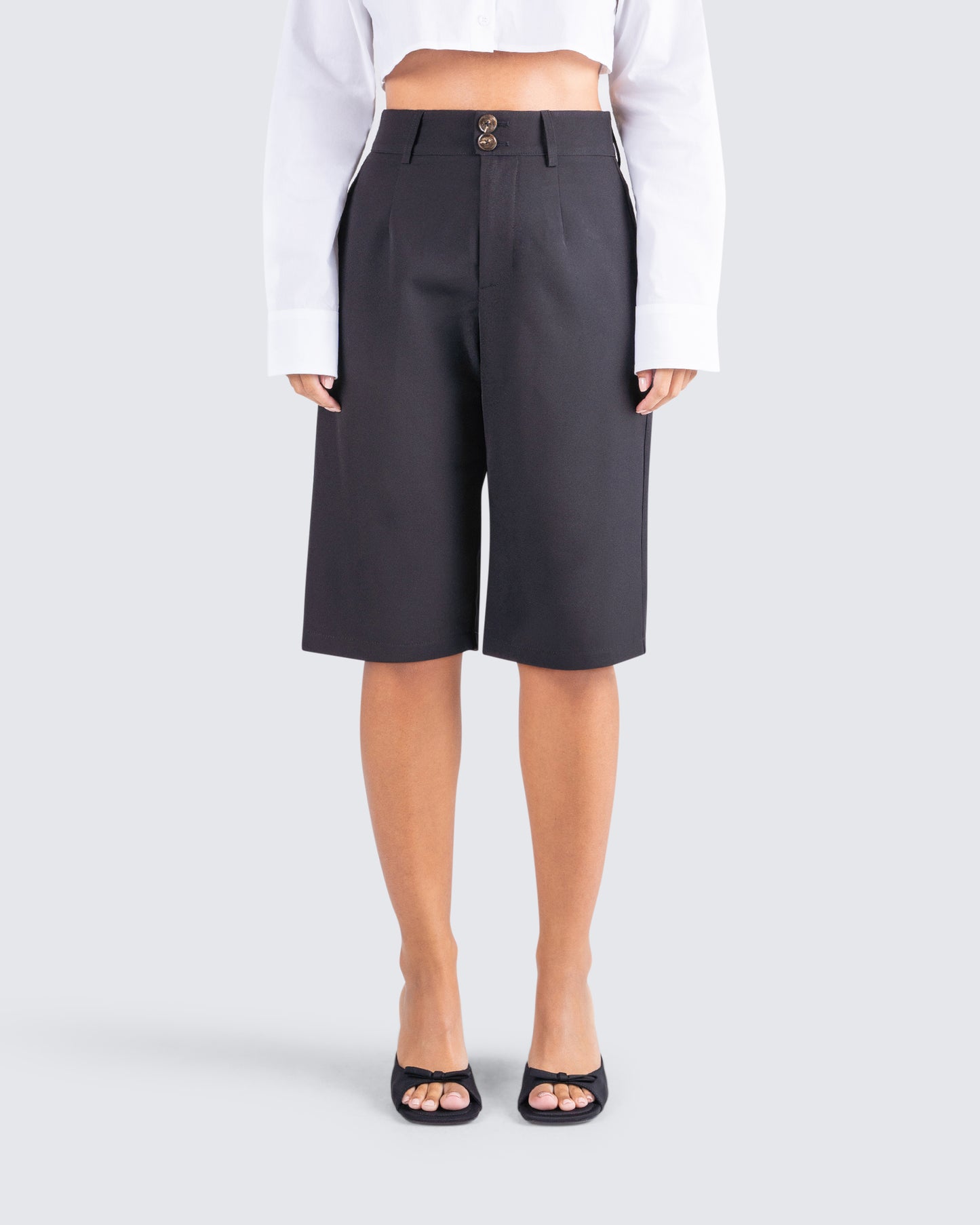 Birna Black Crepe Bermuda Shorts model front