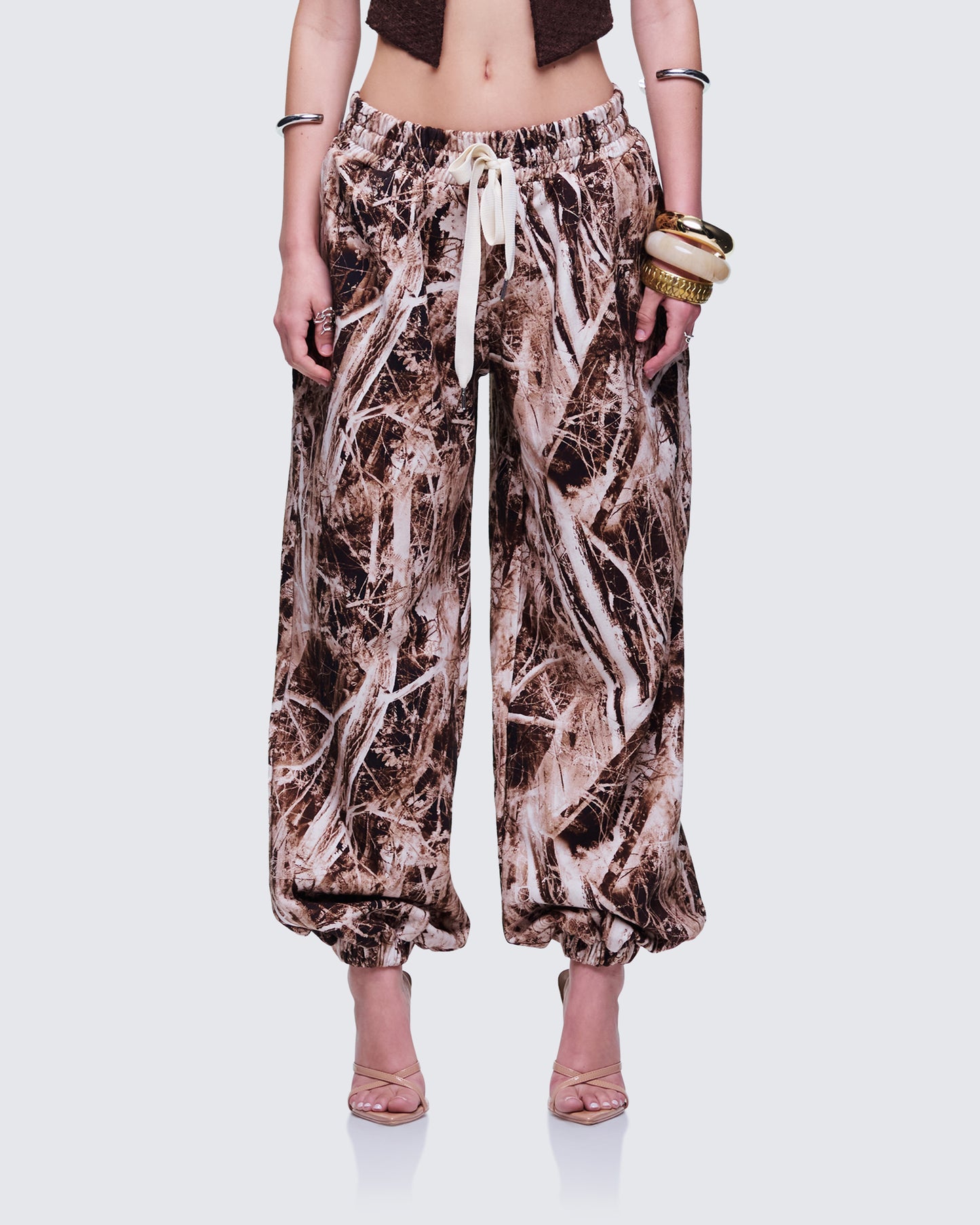 Braewyn Hunting Camo Toggled Sweatpants model front