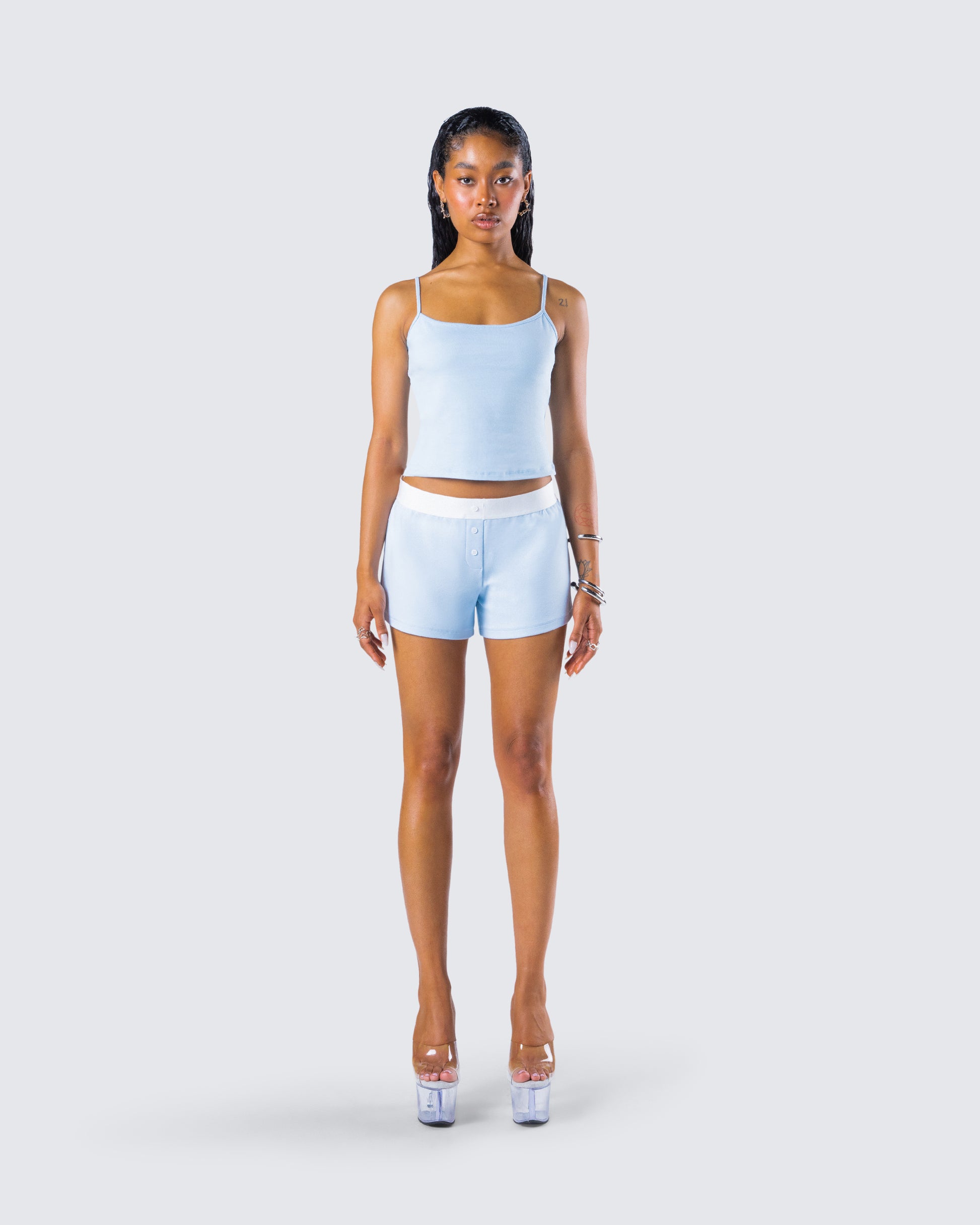 Brodie Blue Basics Set model front