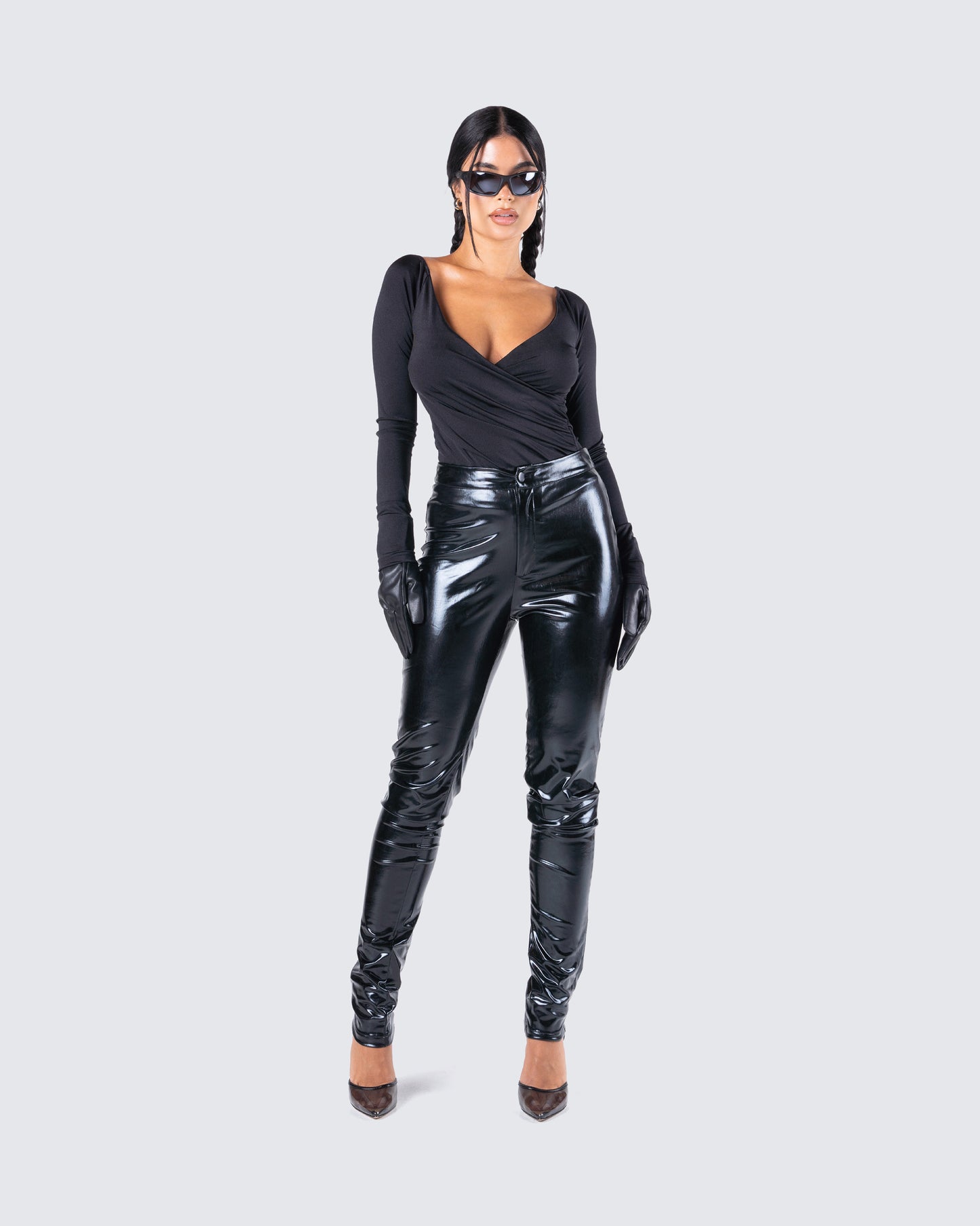 Cait Off Shoulder Top & Gloves