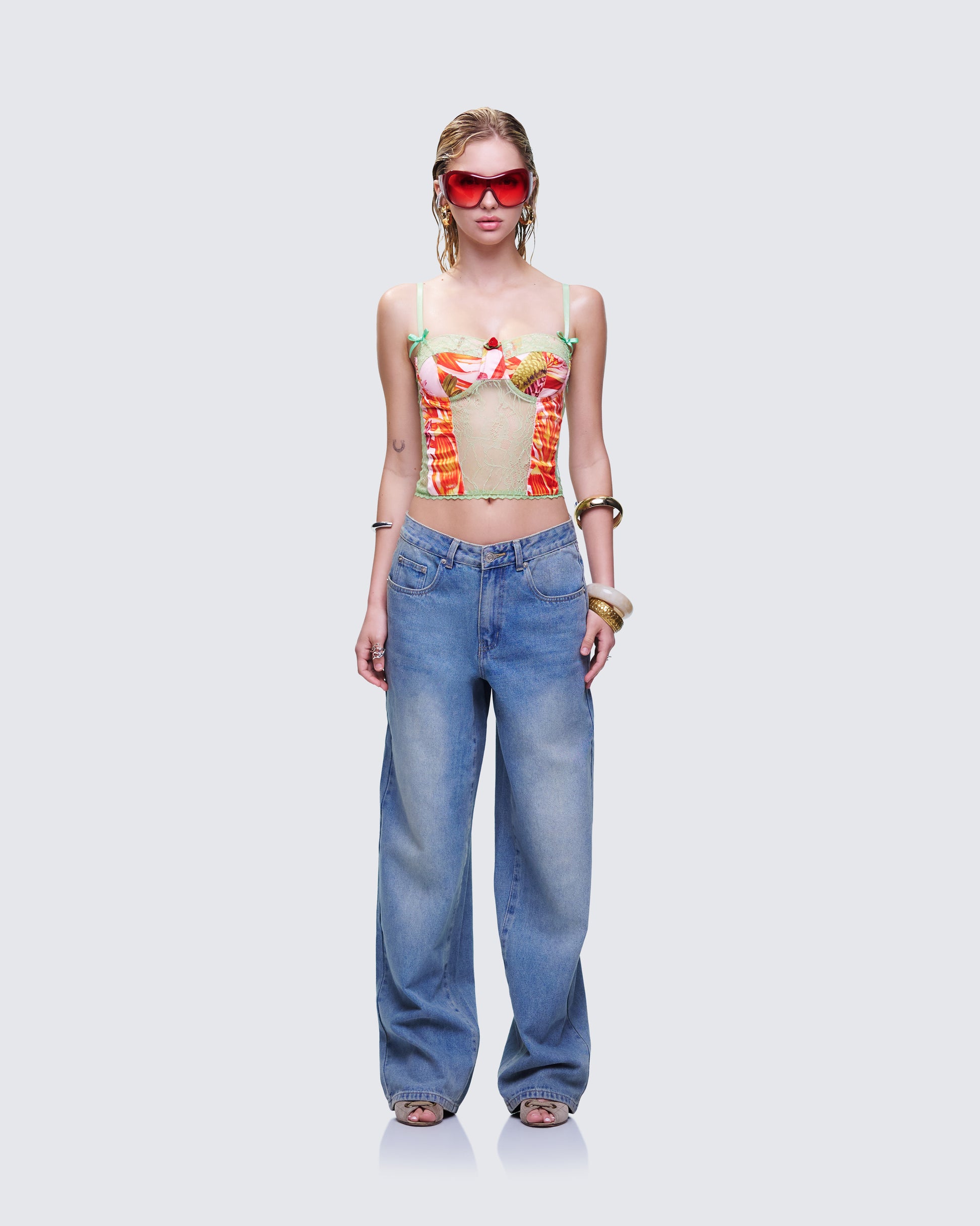 Devi Denim Set model front