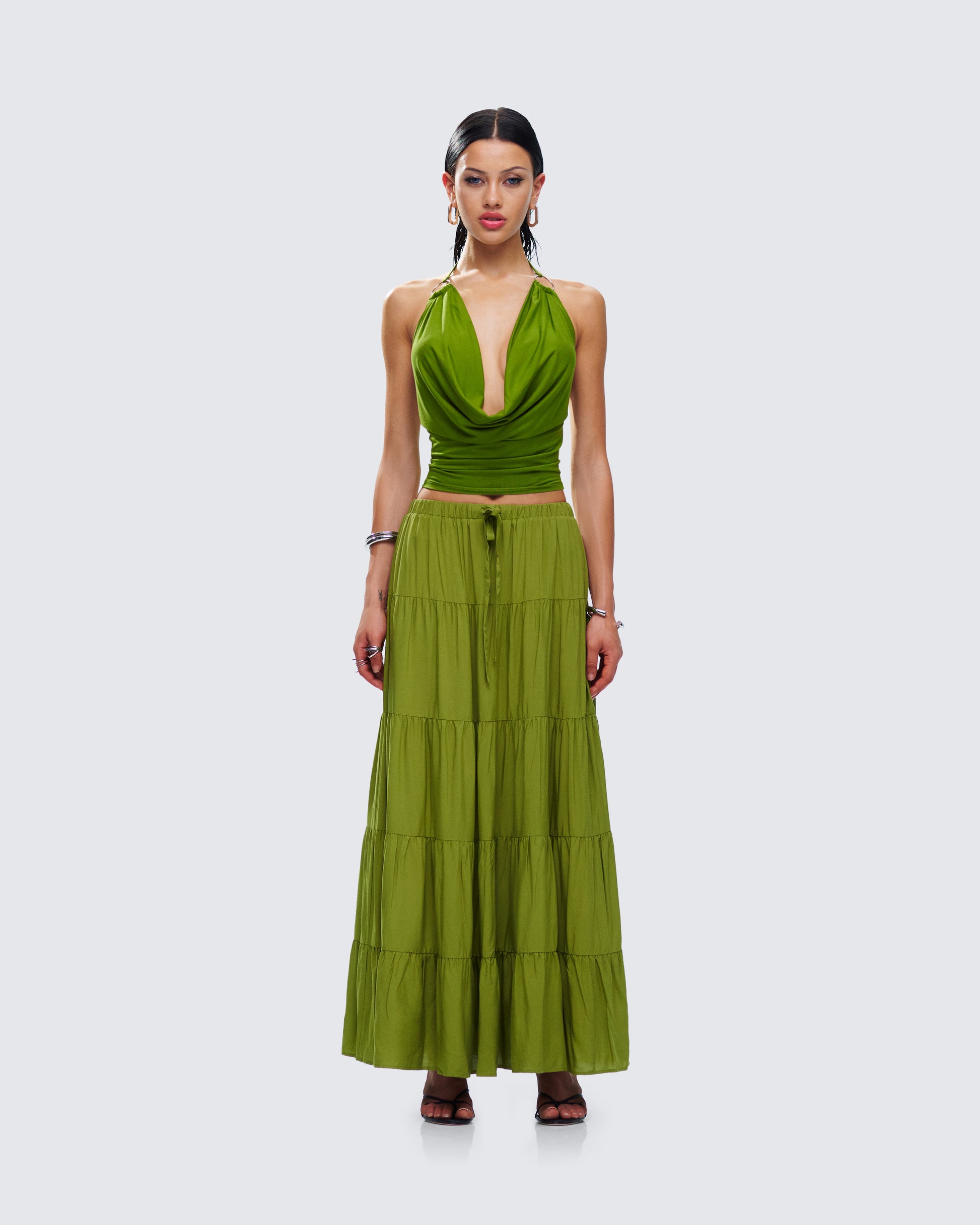 Nori Yellow Floral Set model front