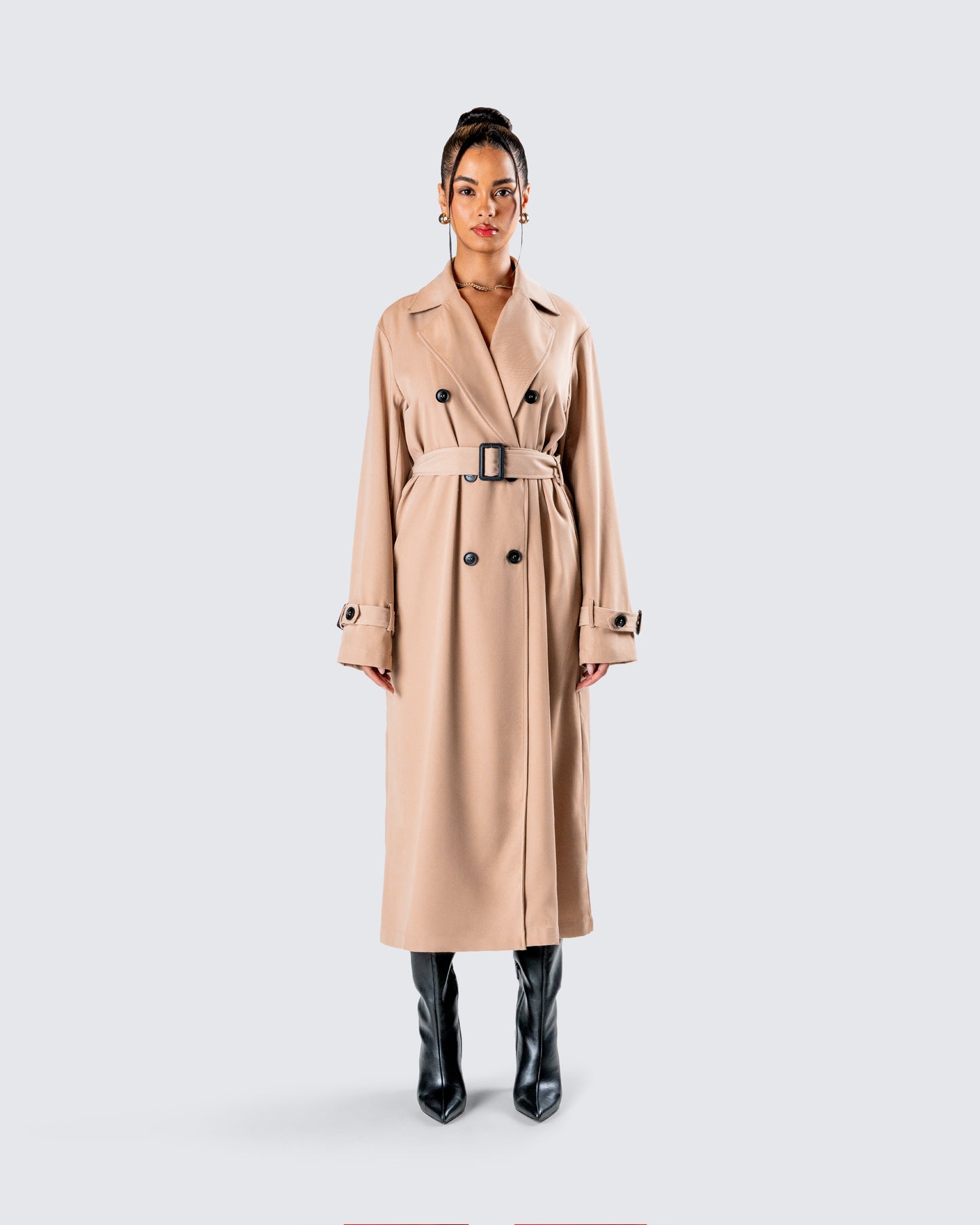 Doutzen Tan Twill Trench Coat model front