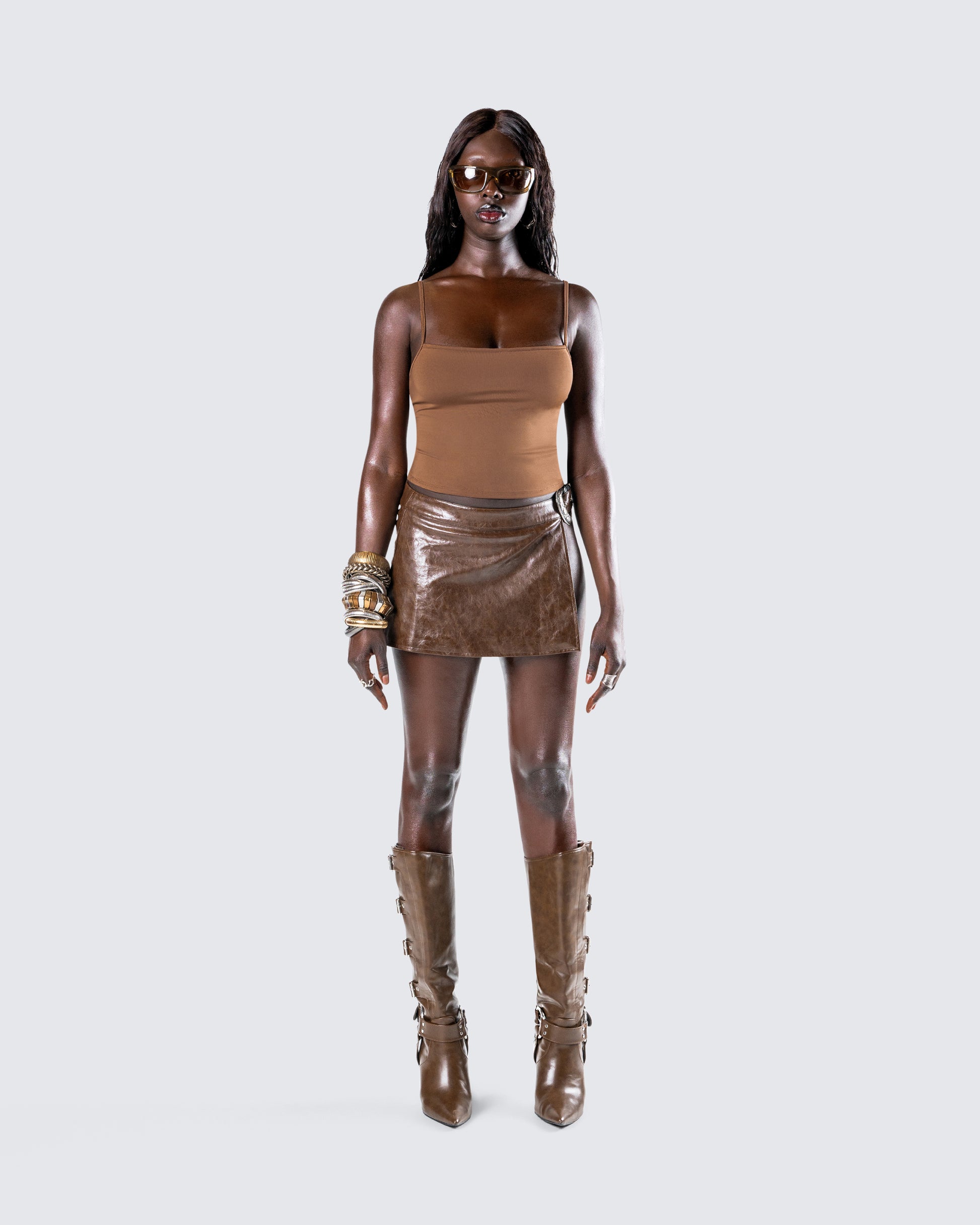 Dovie Vegan Leather Set model front