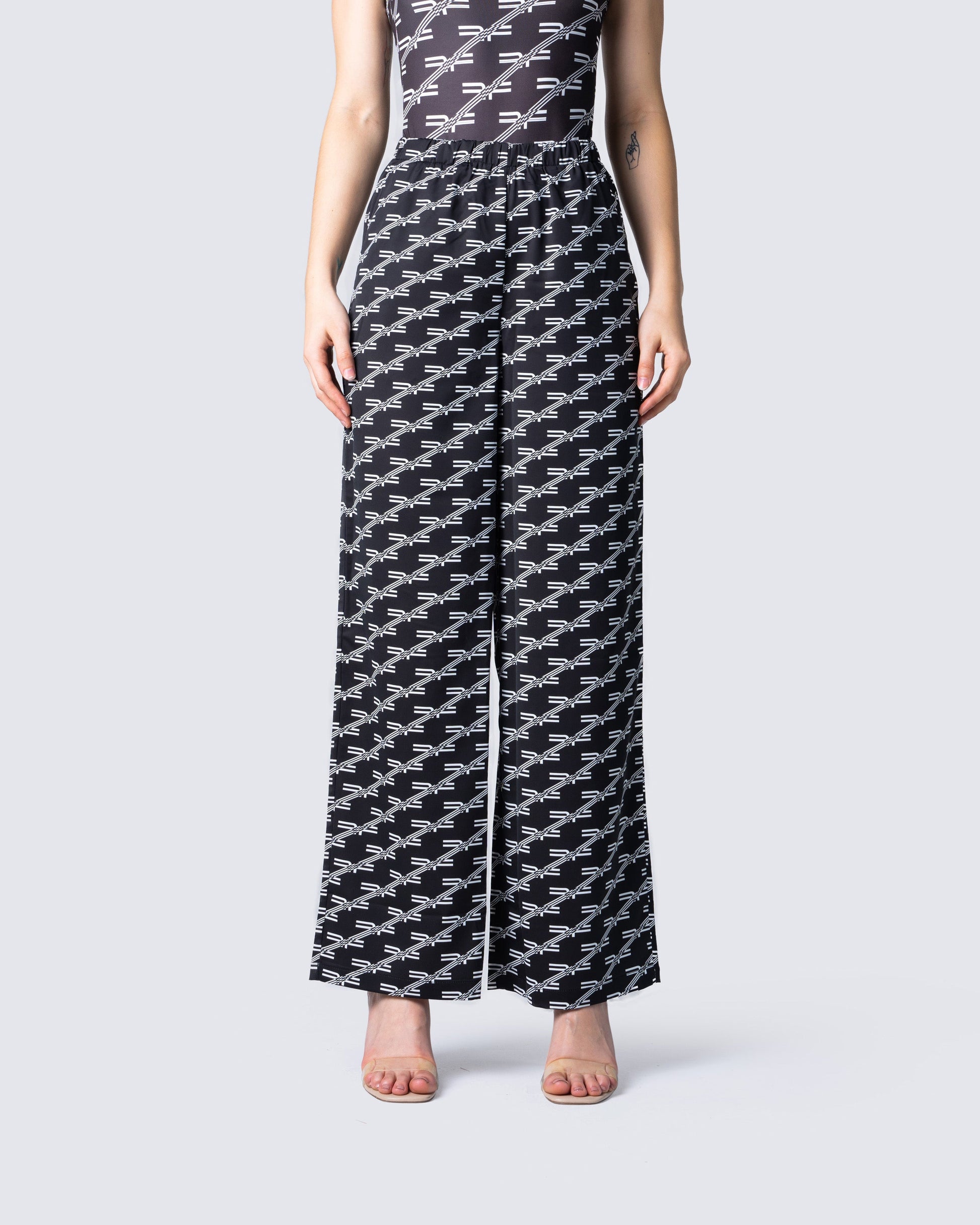 Joy Logo Print High Waist Pant model front