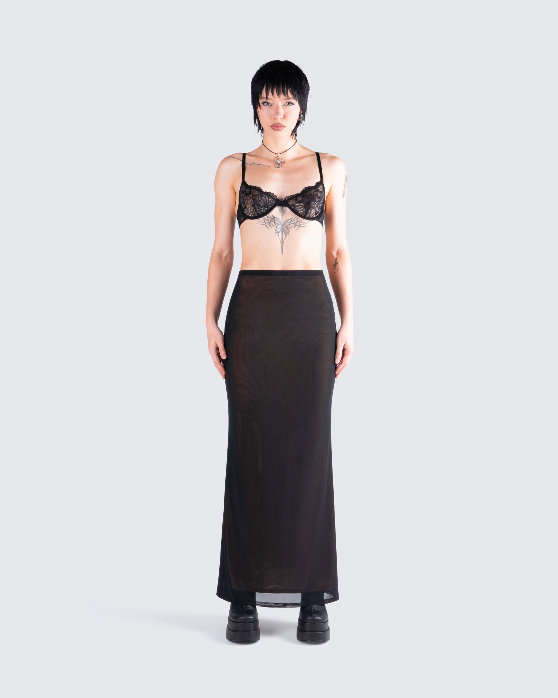 Clove Maxi Set model front