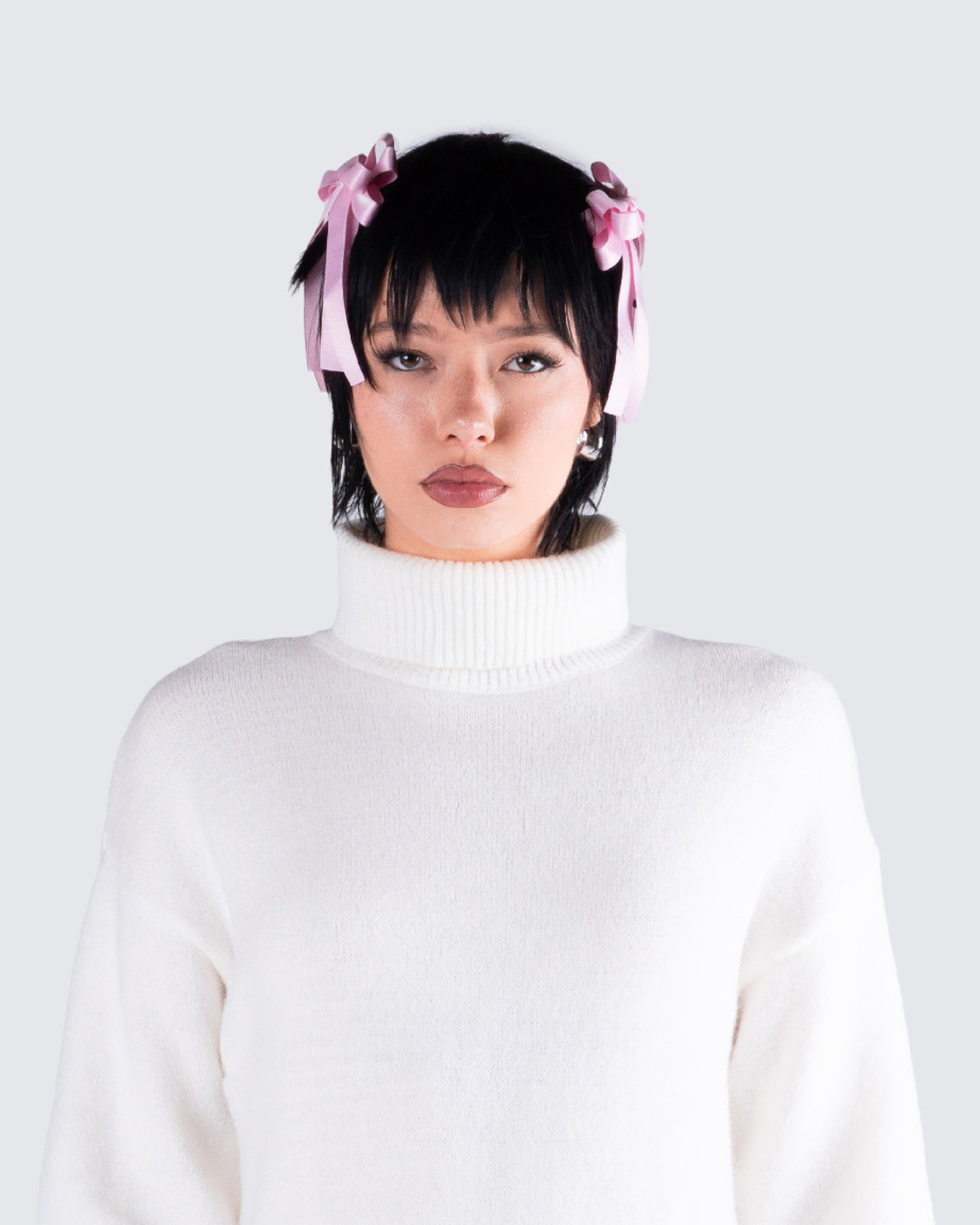 Felicity Pink Satin Bow Ties model front