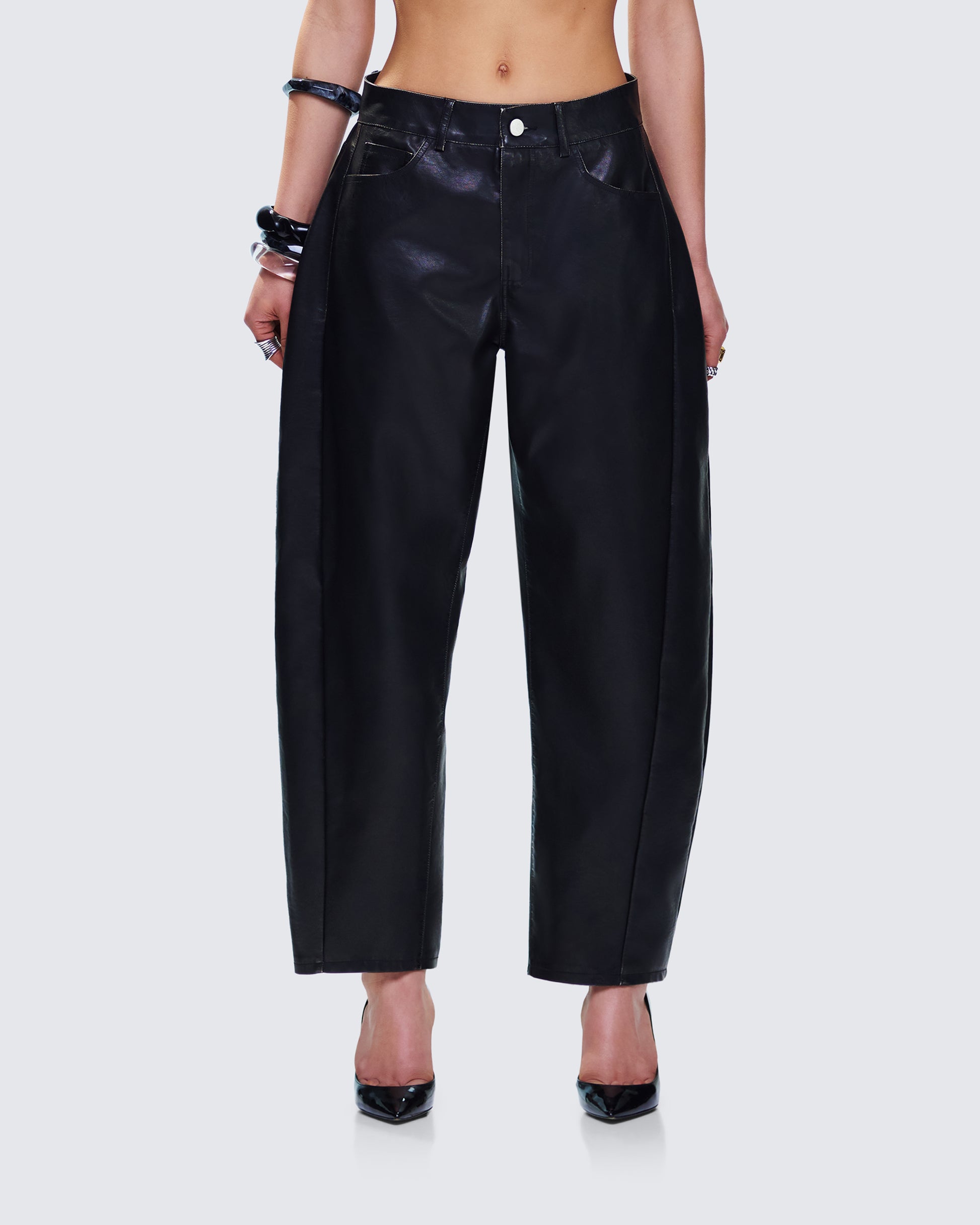 Flavia Black Vegan Leather Barrel Pant model front