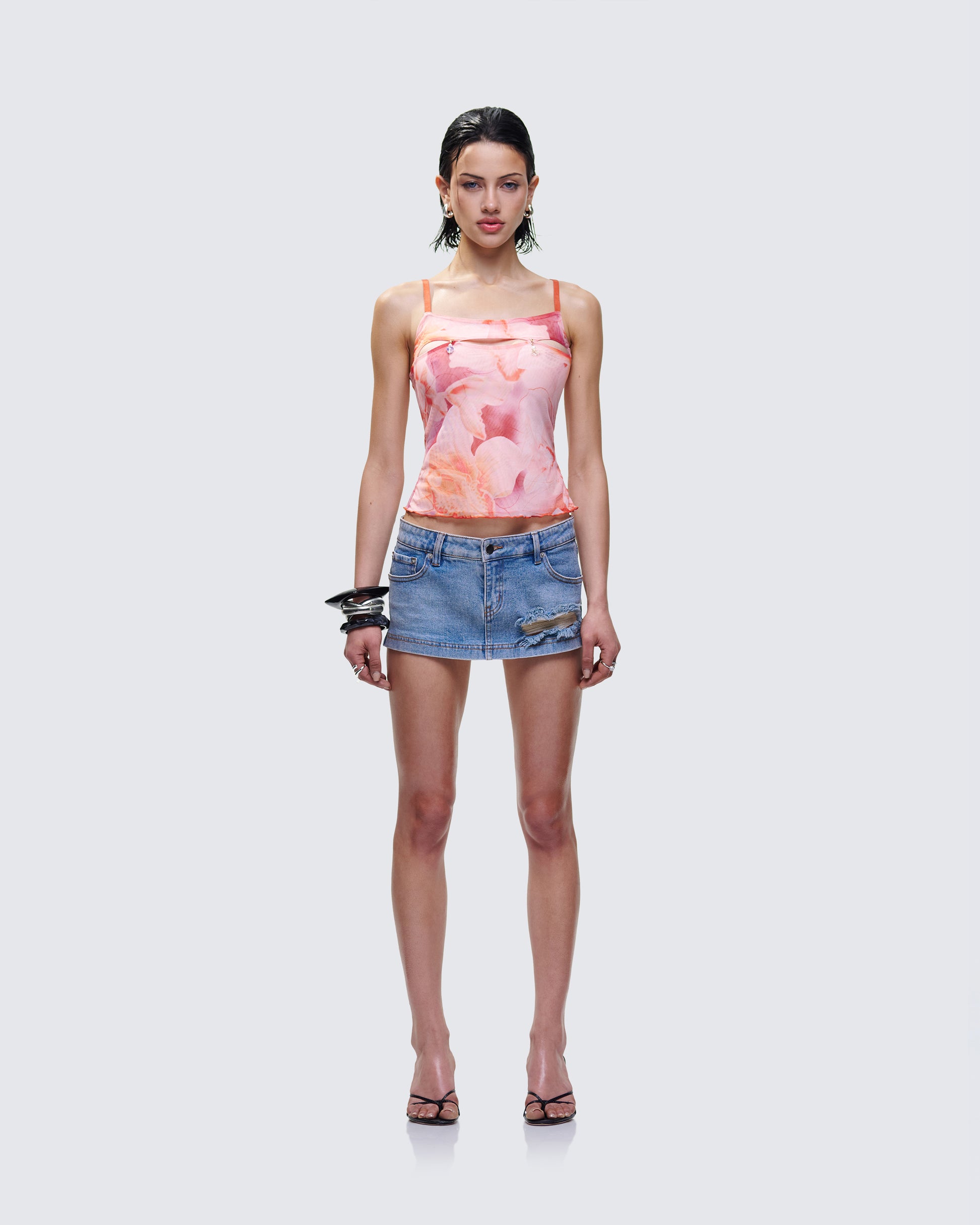 Galiana Summer Set model front