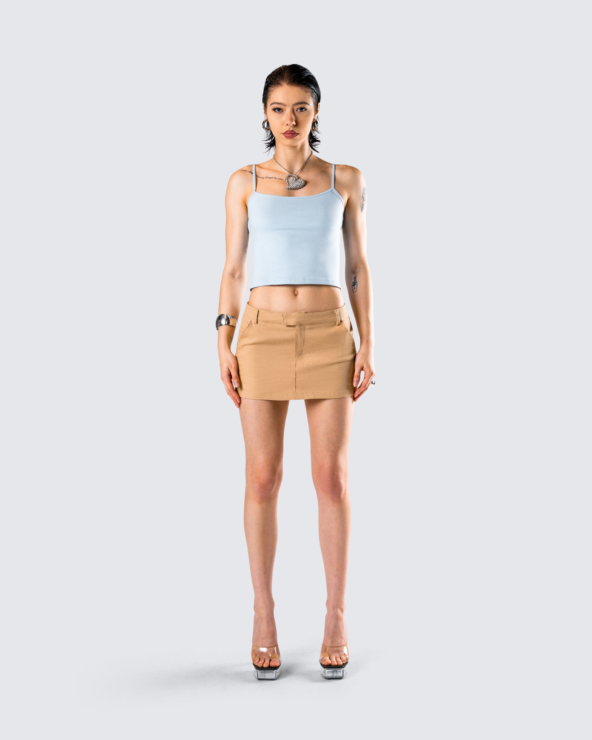 Harwell Girl Next Door Set model front