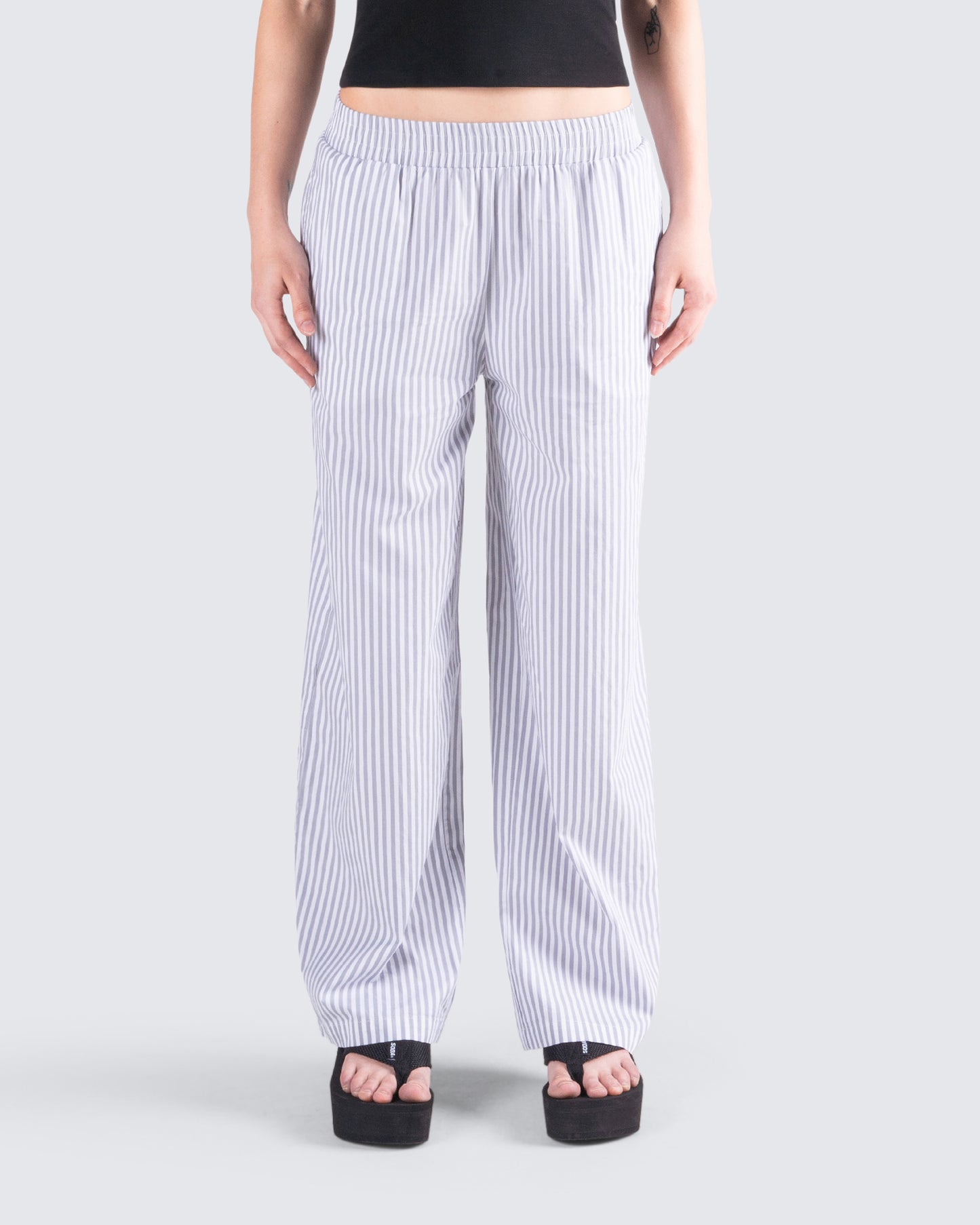 Hetty Grey Stripe Poplin Pant model front