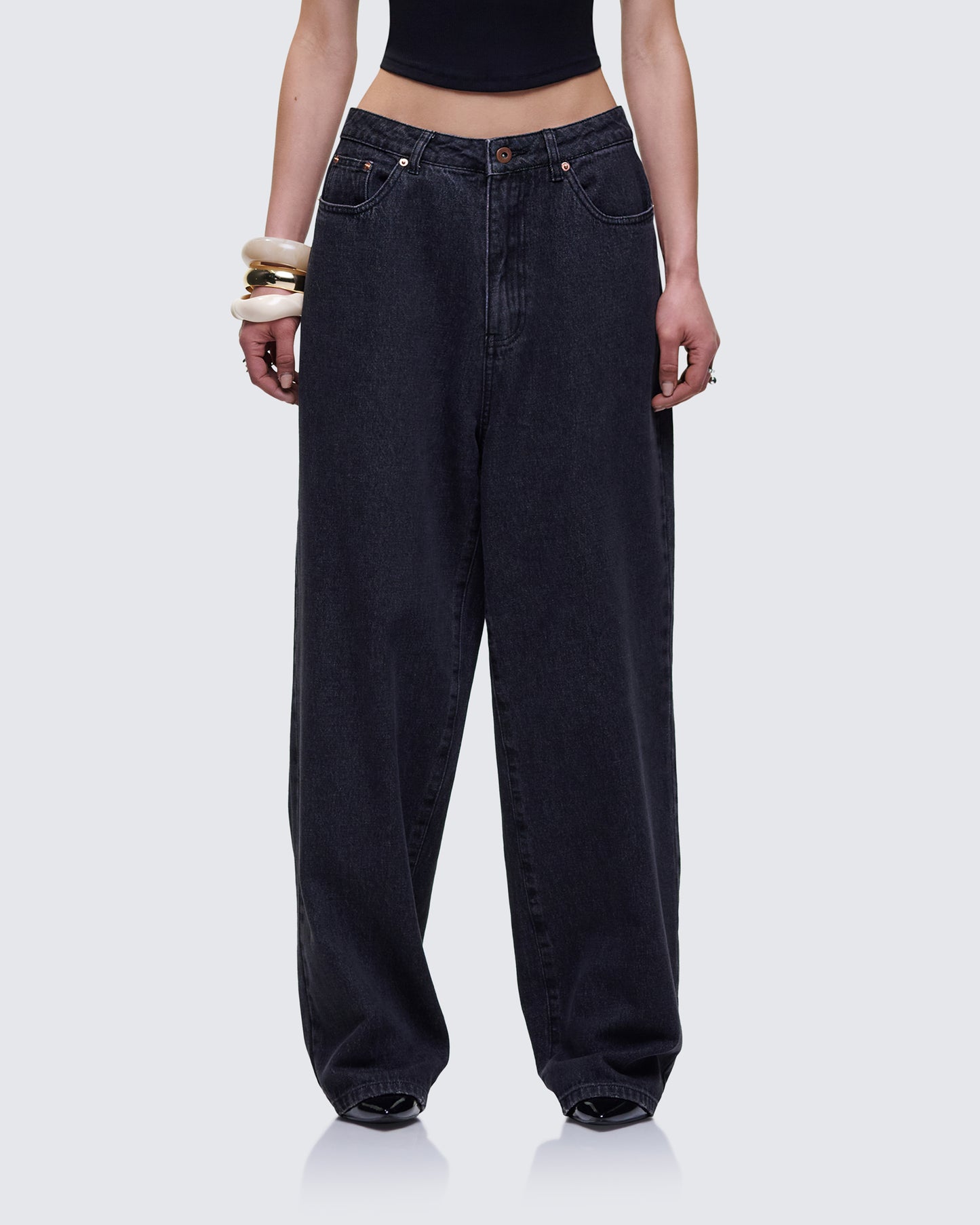 Kai Black Washed Balloon Pant model front