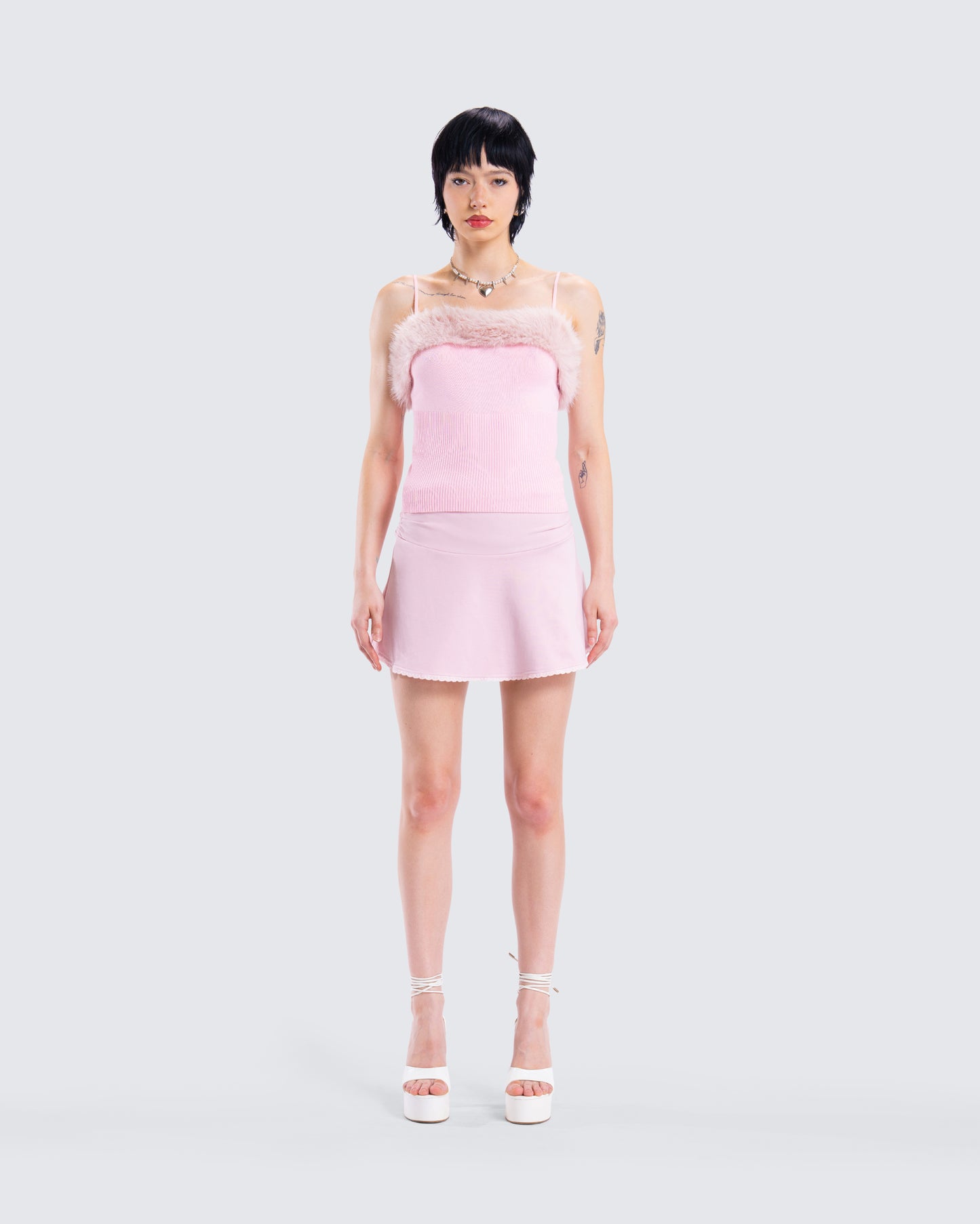 Karlissa Pink Faux Fur Set model front