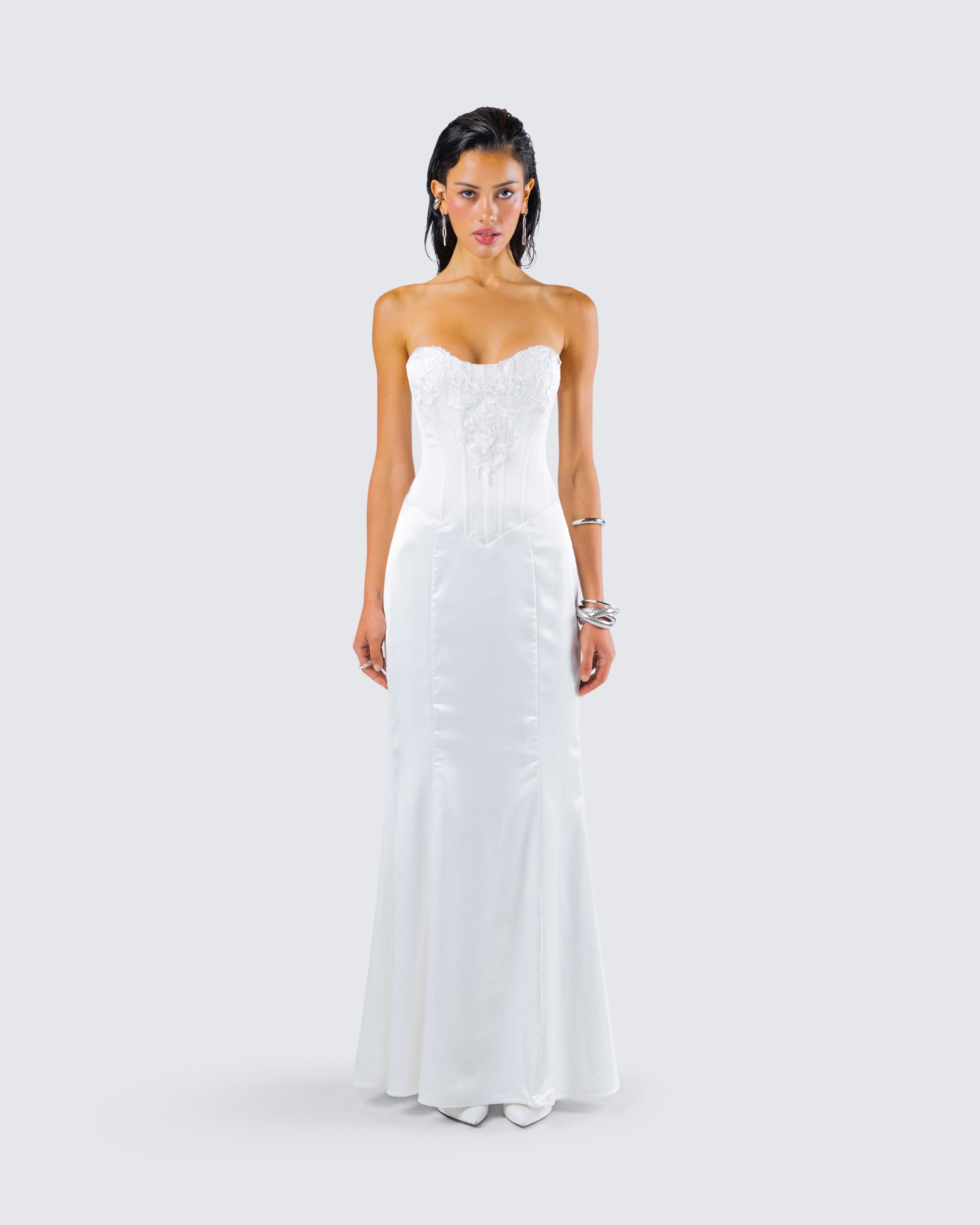 Katana White Lace Applique Gown model front