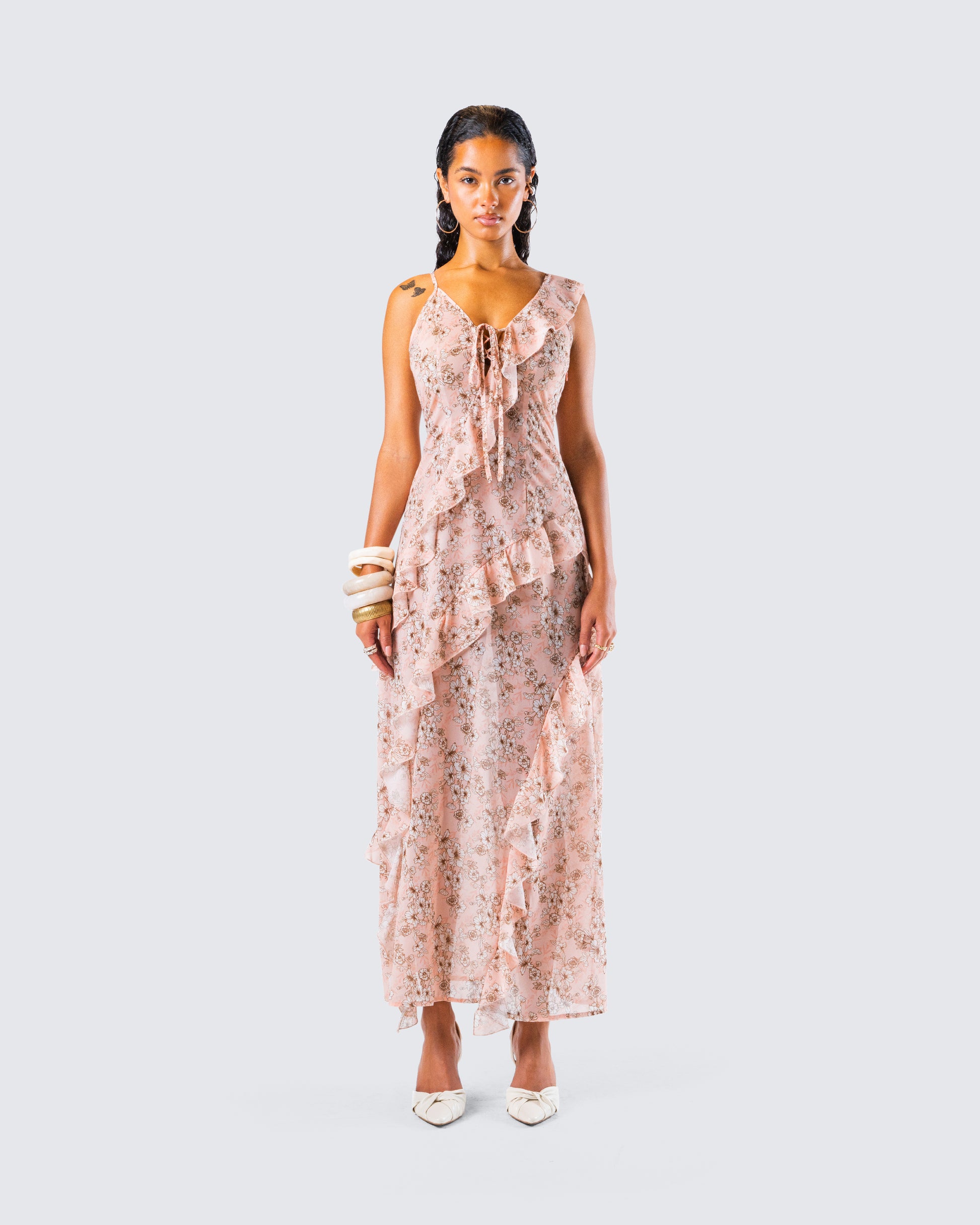 Leonie Peach Floral Maxi Dress model front