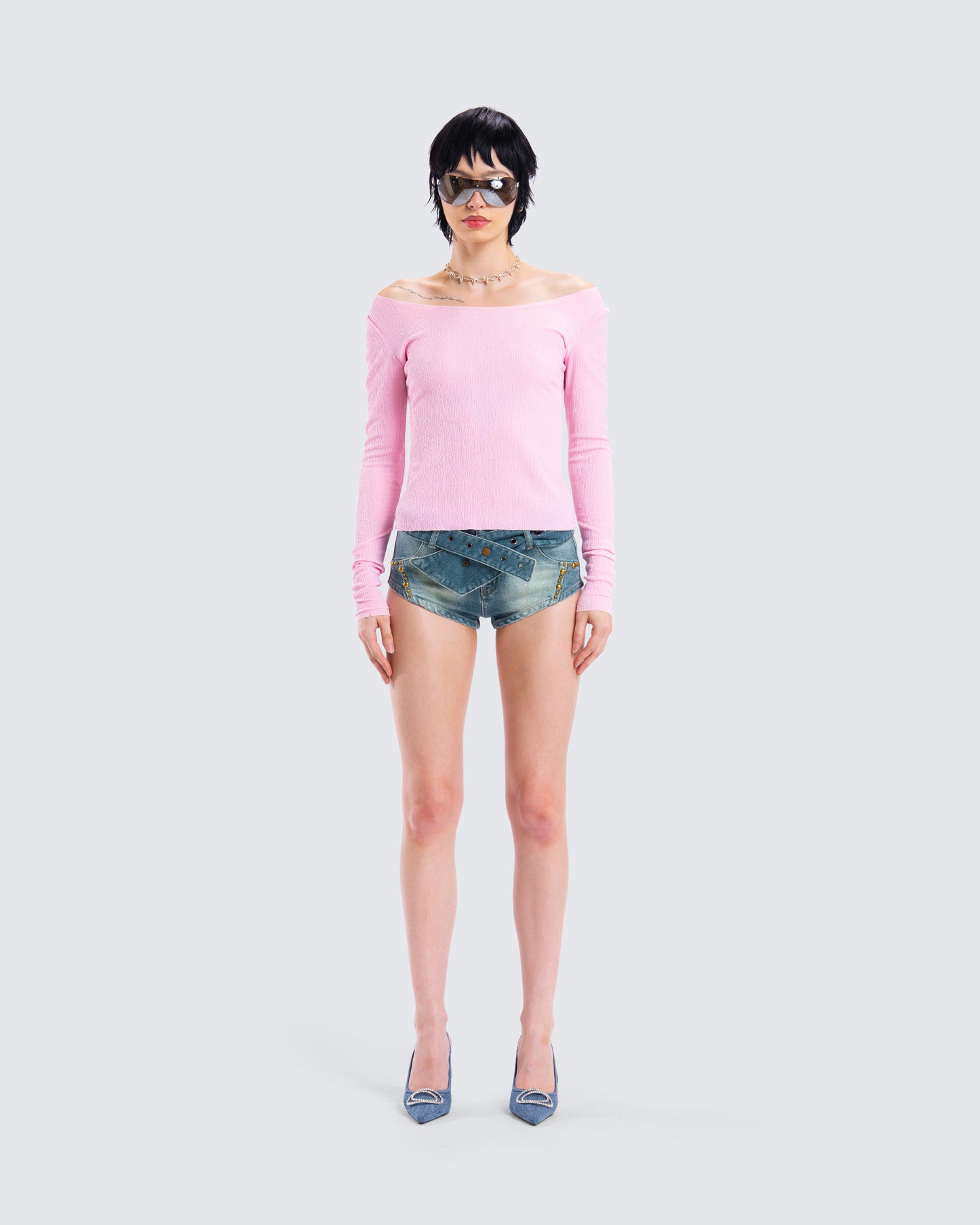 Leslie Denim Set model front