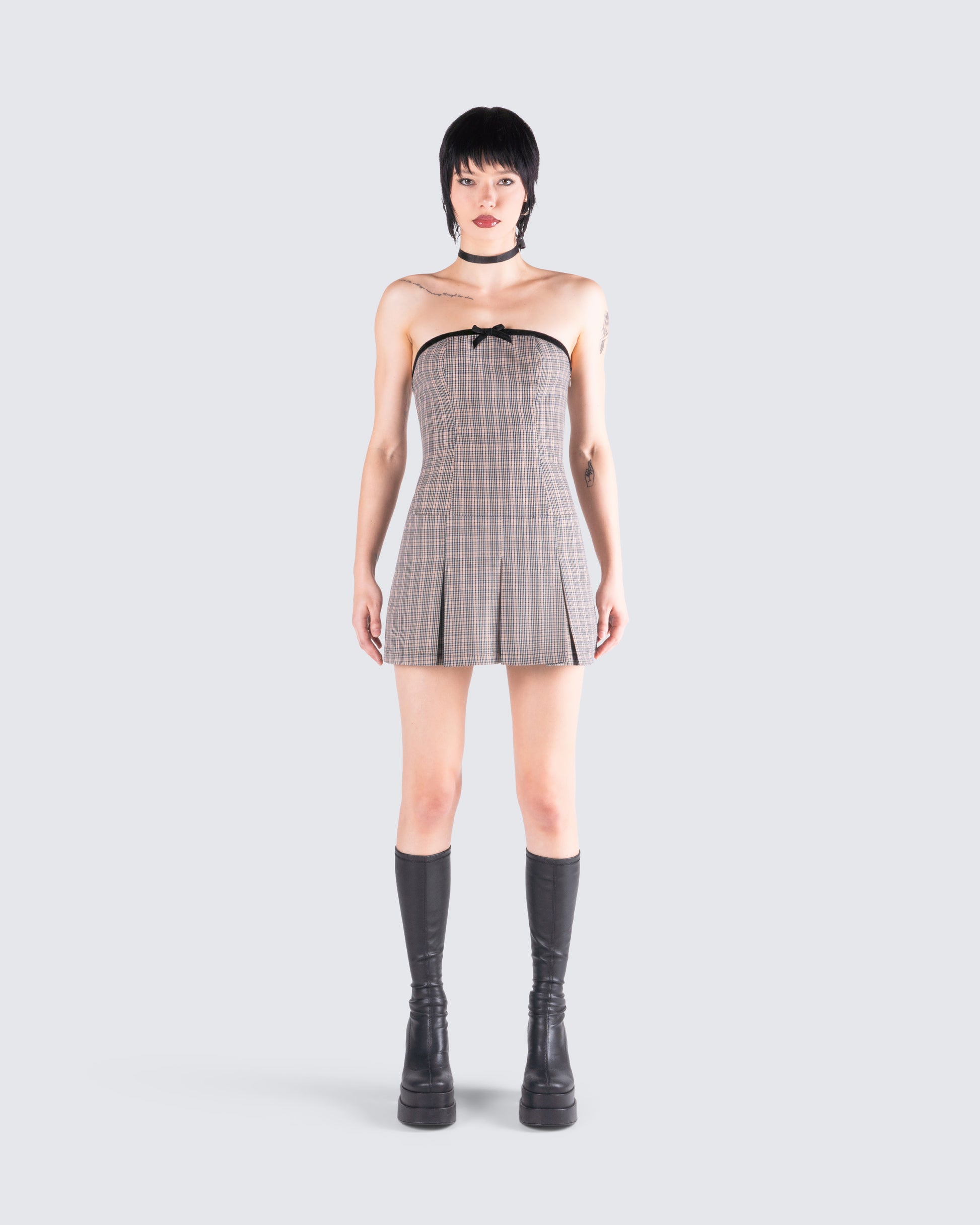 Marge Houndstooth Pleat Mini Dress model front