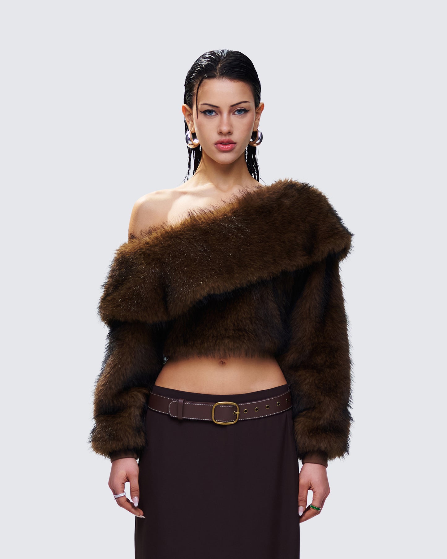 Nadi Brown Vegan Leather Belt model front