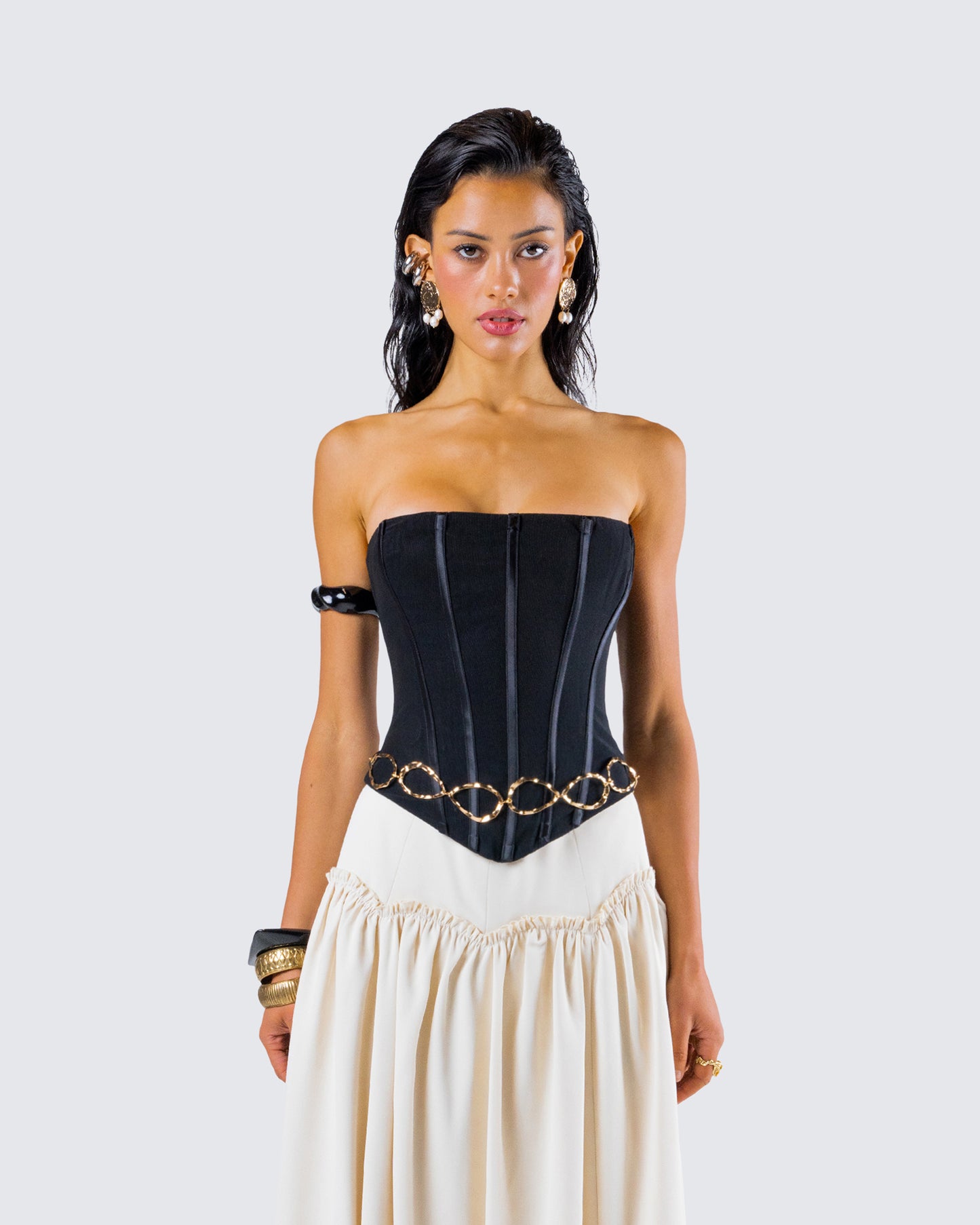 Orla Gold Chain Belt model front