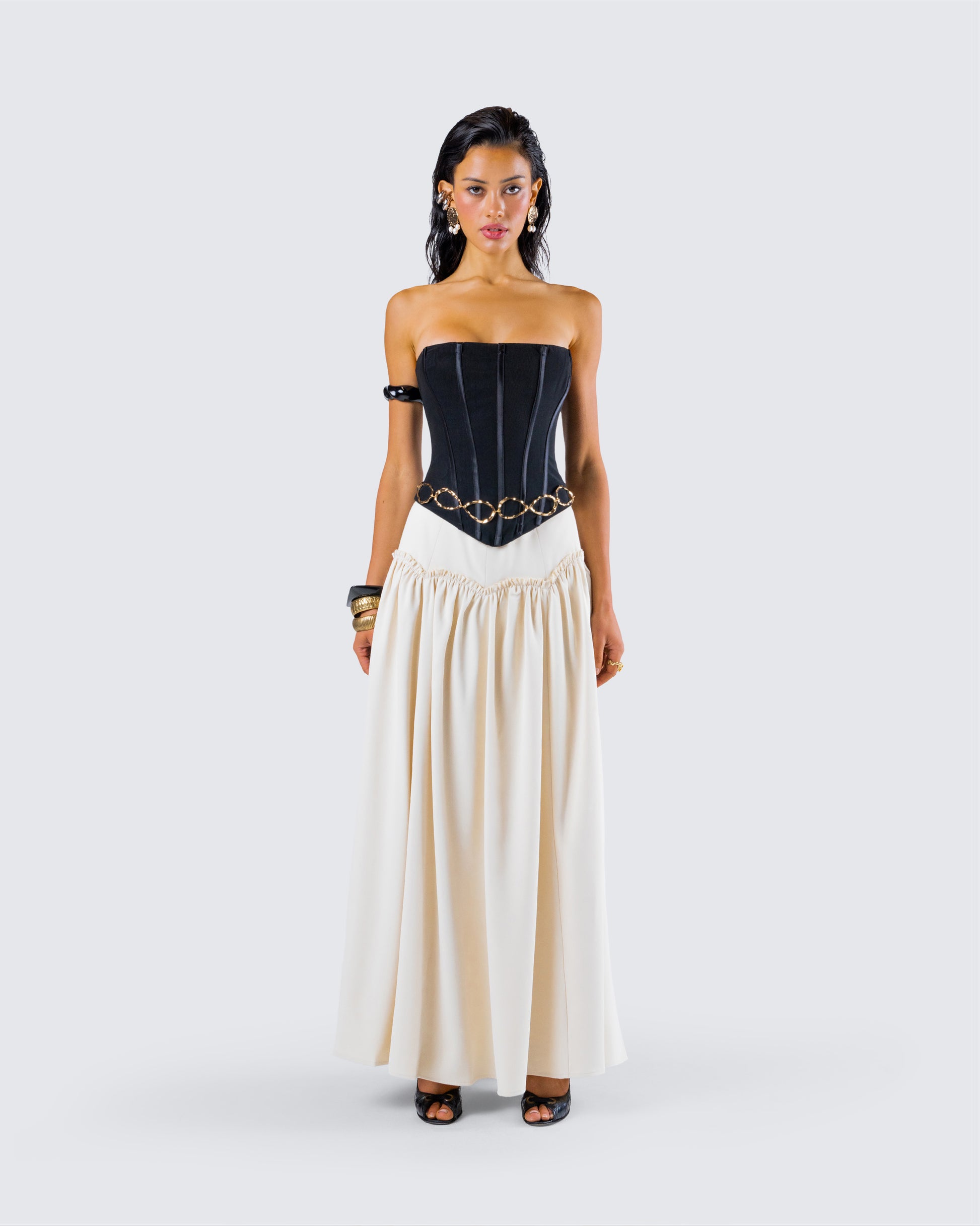 Orla Maxi Set model front