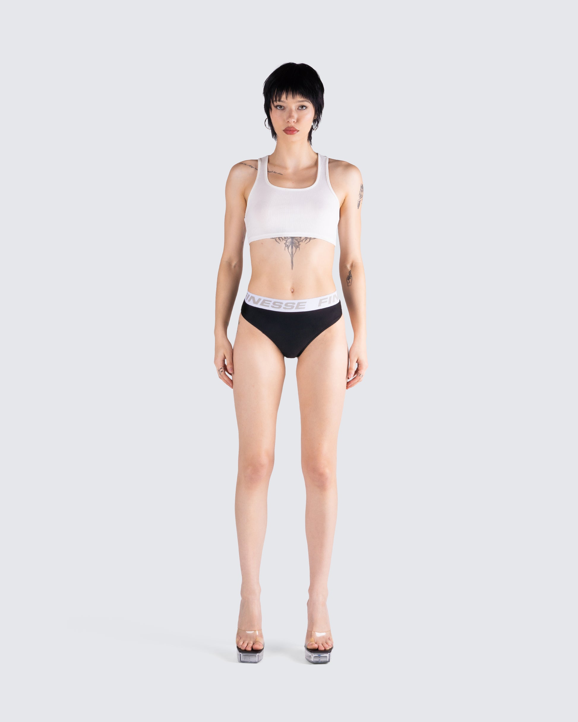 Samia Body Set model front