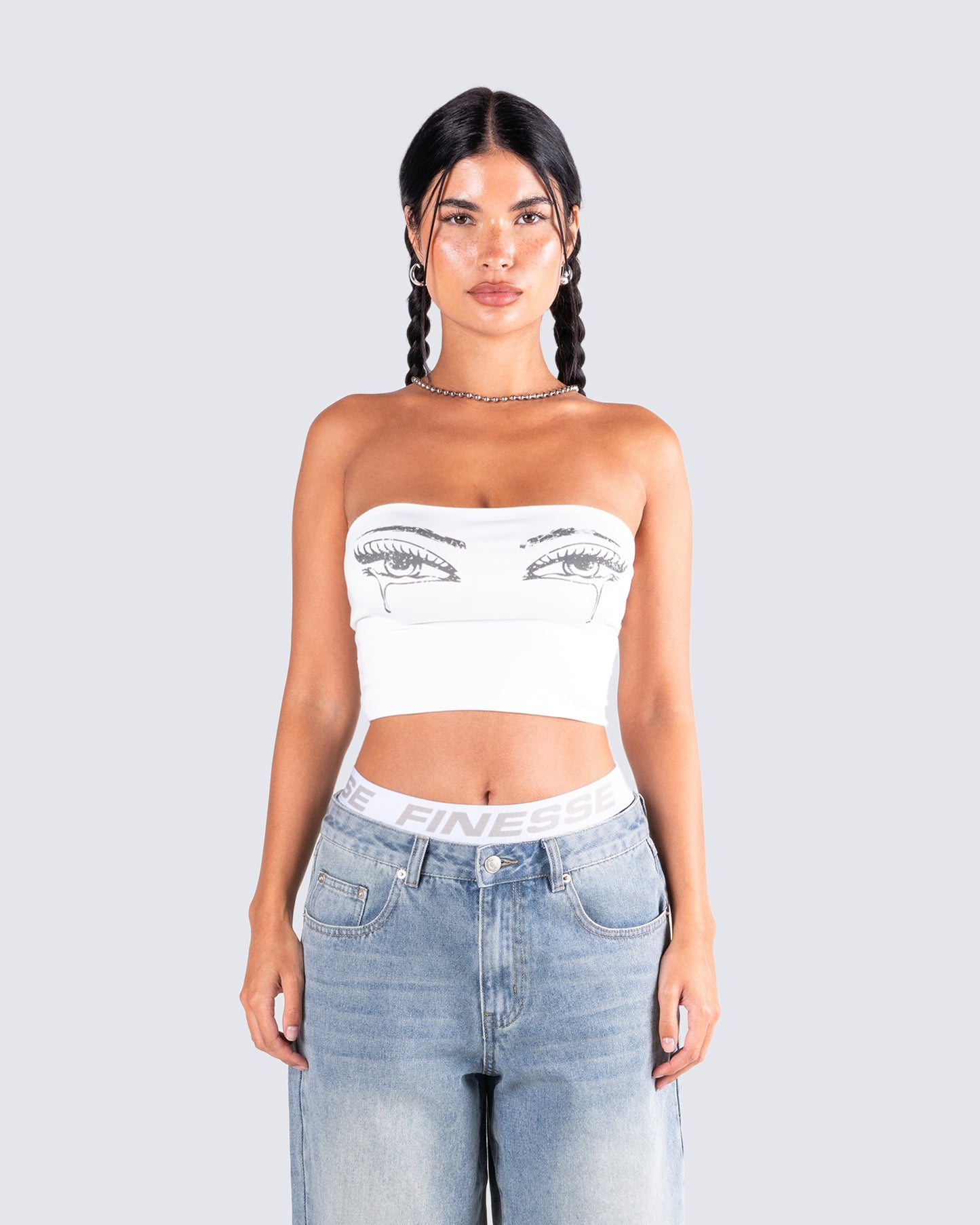Samia White Graphic Tube Top model front