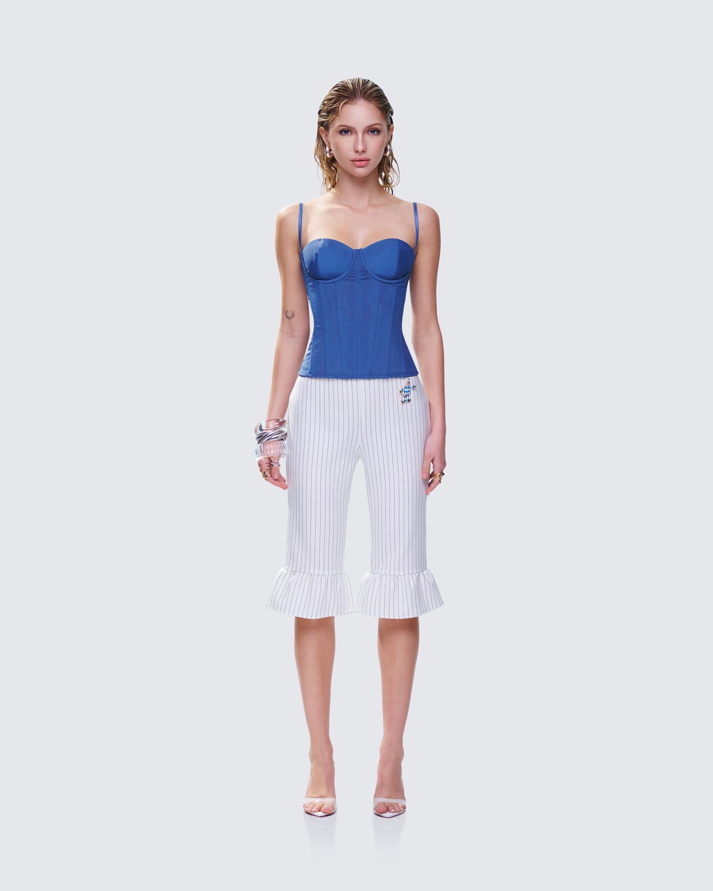 Shaelin Capri Set model front