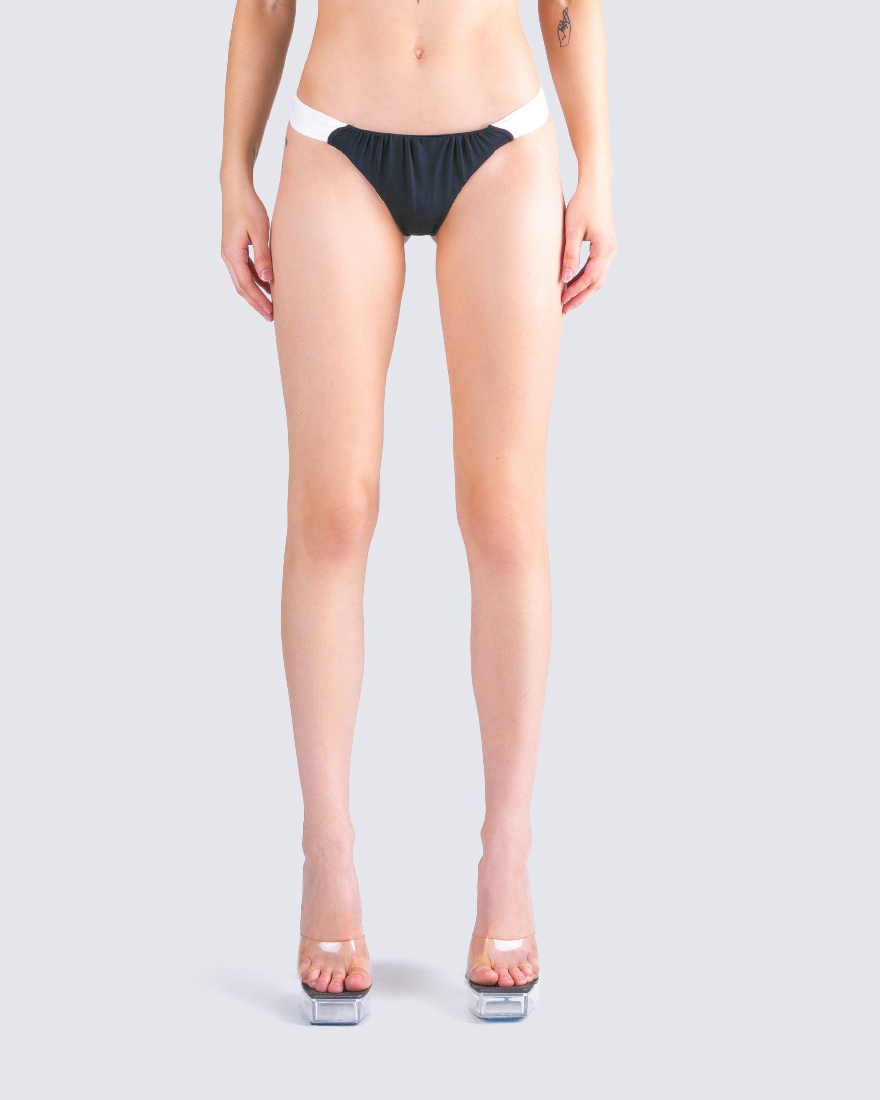 Taika Black Shirred Bikini Bottom model front