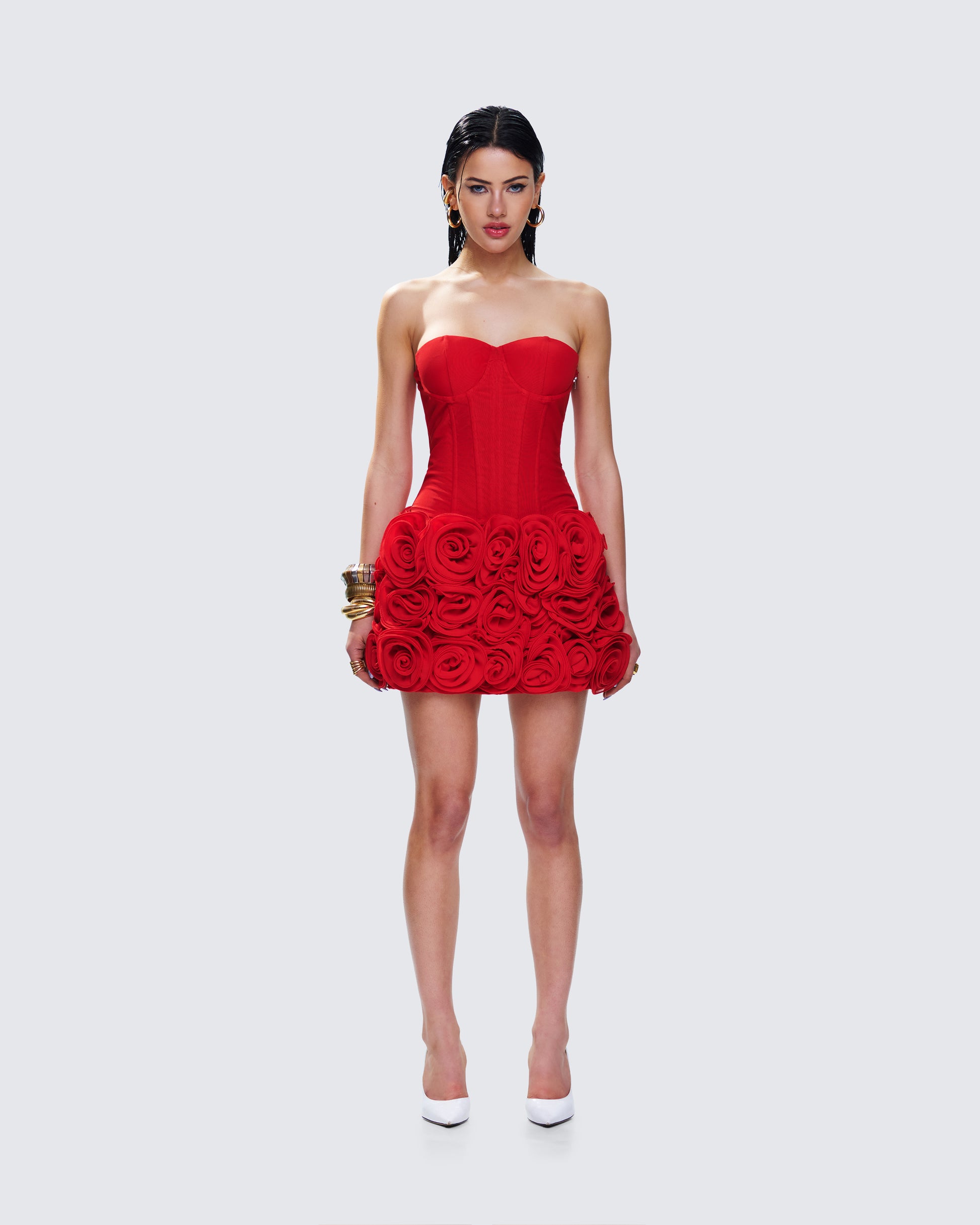 Tayah Red Rosette Set model front