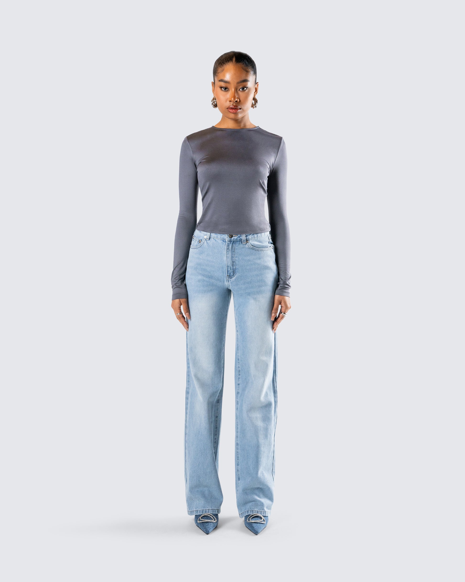 Vivi Denim Set model front