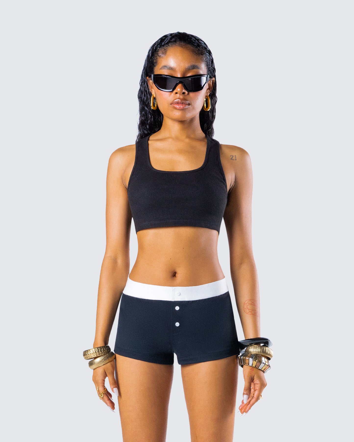 Waverly Black Ribbed Tank Top model front