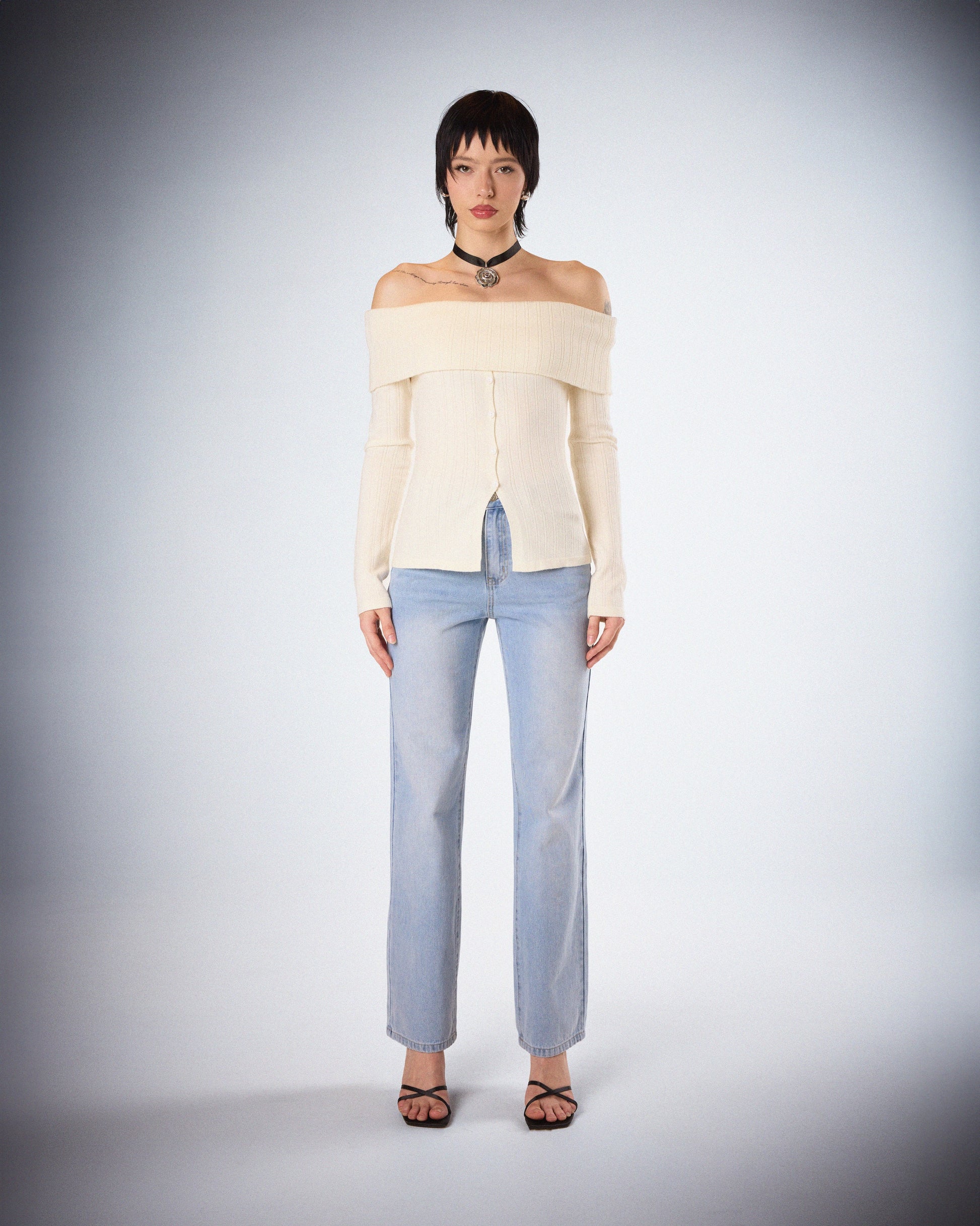 Zo Off The Shoulder Set model front
